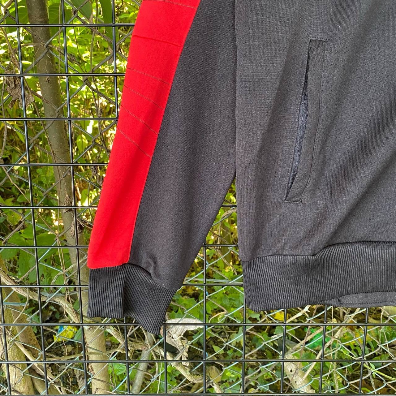 Ferrari × Japanese Brand × Puma Vtg Puma X Ferarri Zipper Jacket Size US L / EU 52-54 / 3 - 4 Thumbnail