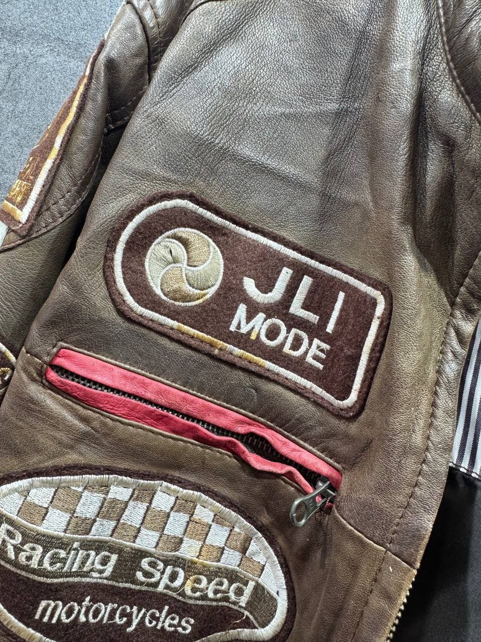Vintage Aviatrix Men's Real Leather Brown Patch Racing Biker Jacket Size US XL / EU 56 / 4 - 3 Thumbnail