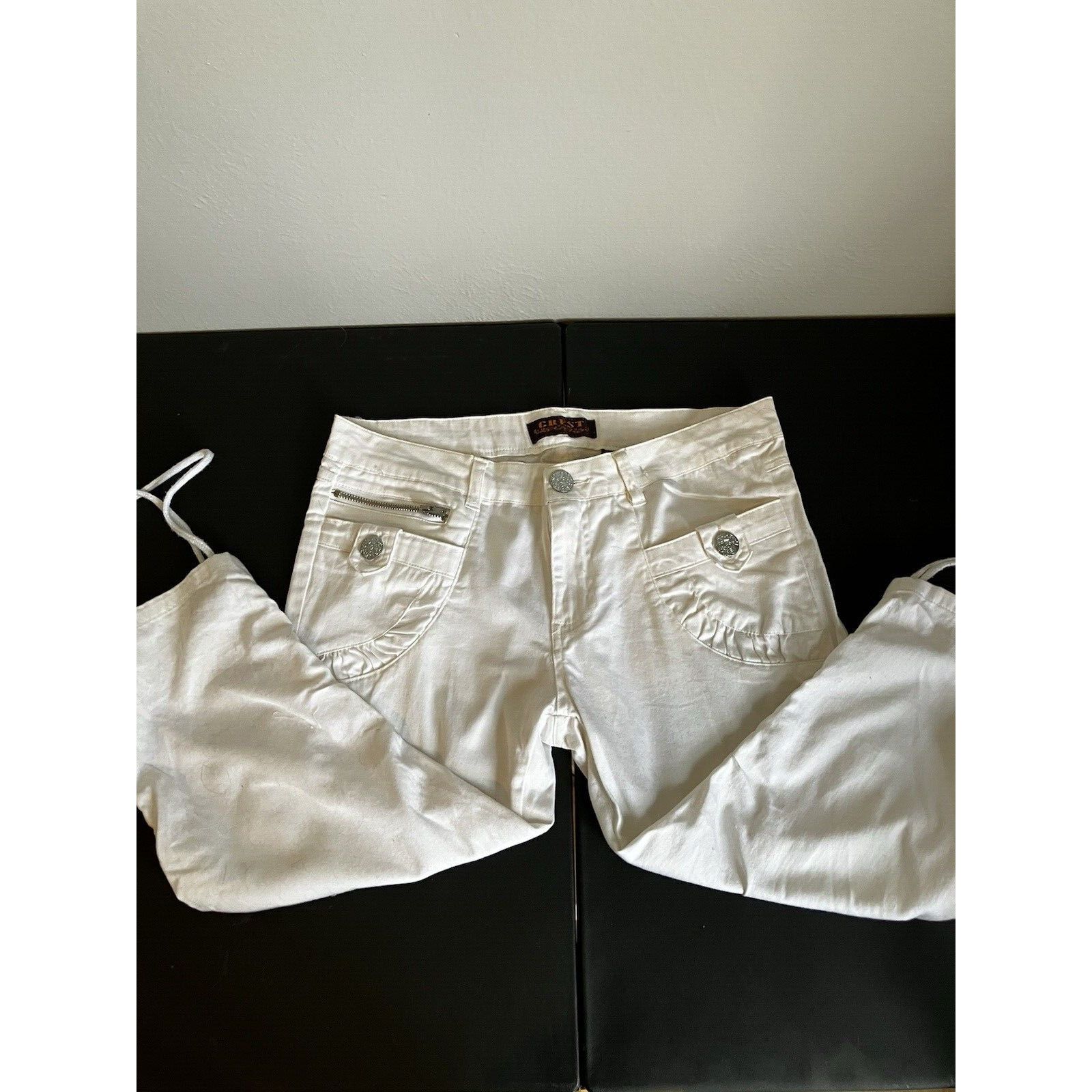 Other Crest white cropped cargo capris size 7/8 with ties at knees Size 23" - 1 Thumbnail