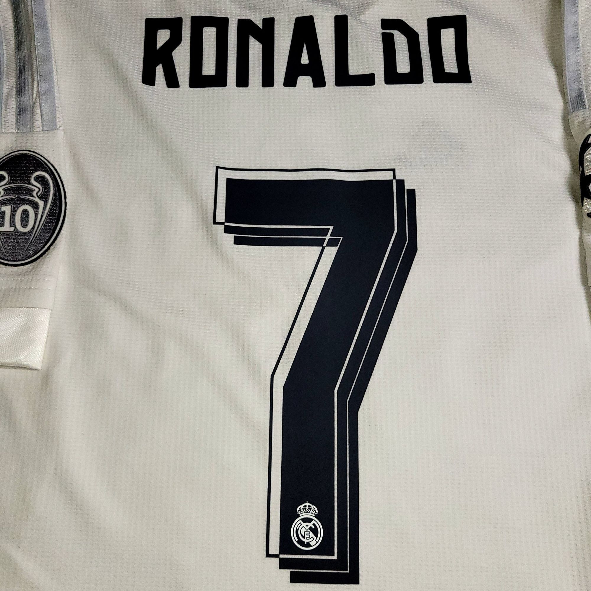 Adidas Ronaldo Real Madrid 2015 2016 FINAL Soccer Jersey L Size US L / EU 52-54 / 3 - 4 Thumbnail