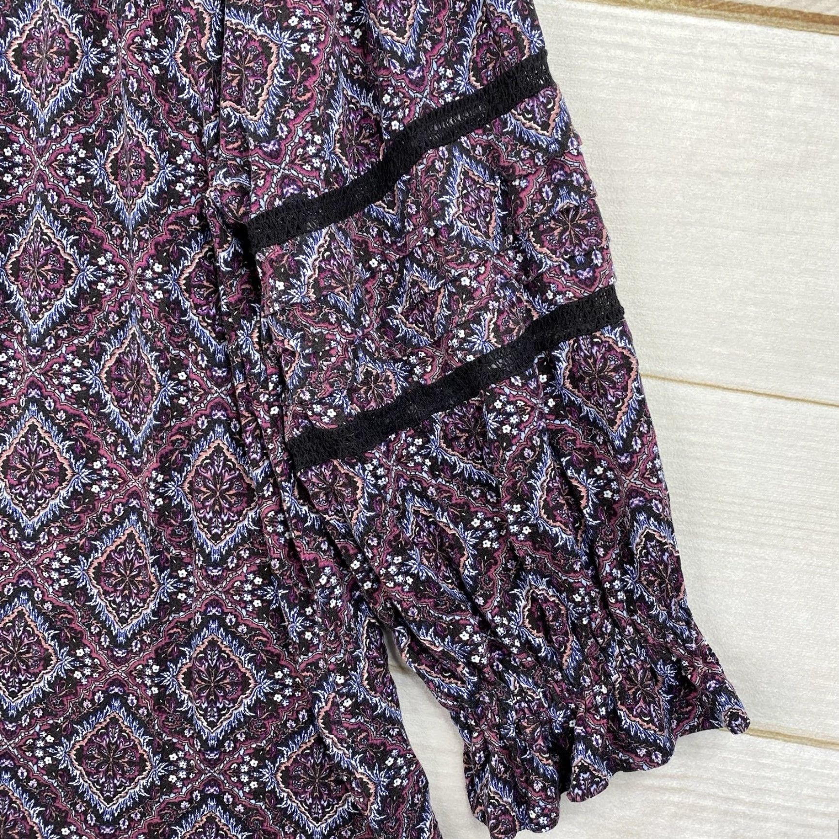 Vintage Lane Bryant Blouse Womens 18/20 Purple Floral Crochet Peasant Off Shoulder Size XXL / US 16-18 / IT 52-54 - 2 Thumbnail