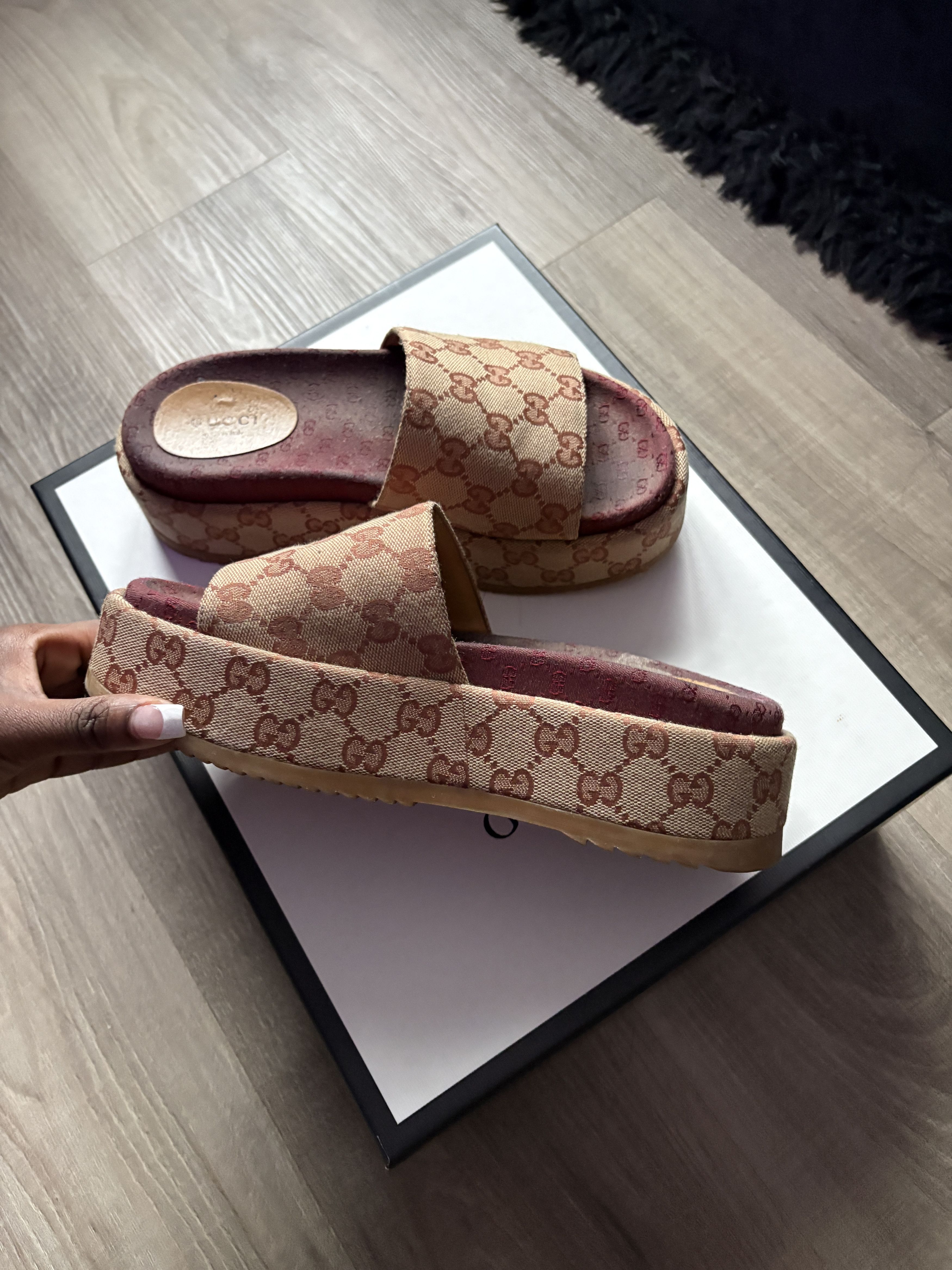 Gucci Gucci GG Supreme Monogram Platform Sandal Size US 7.5 / IT 37.5 - 3 Thumbnail