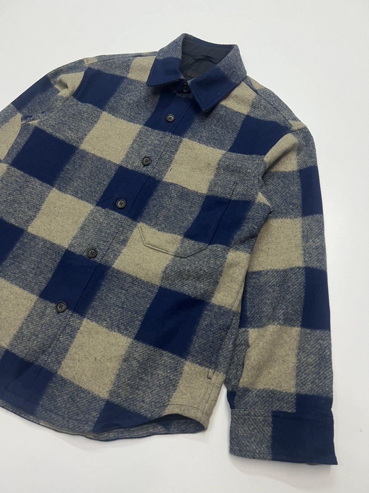 Uniqlo 🔥UNIQLO BLUE PLAID TARTAN JACKET Size US M / EU 48-50 / 2 - 3 Thumbnail