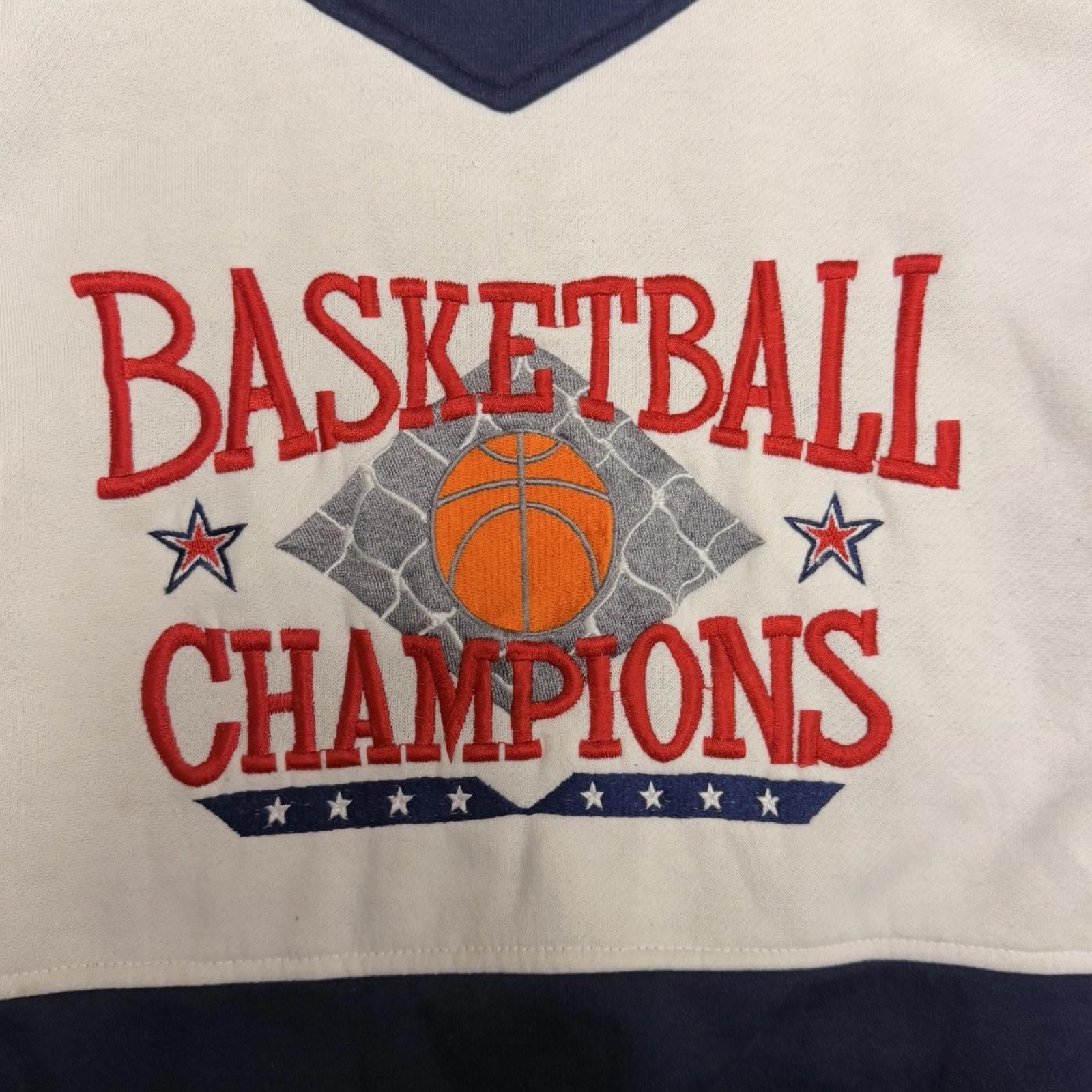 Nike Nike Basketball Champs Crewneck — L — Size US L / EU 52-54 / 3 - 3 Thumbnail