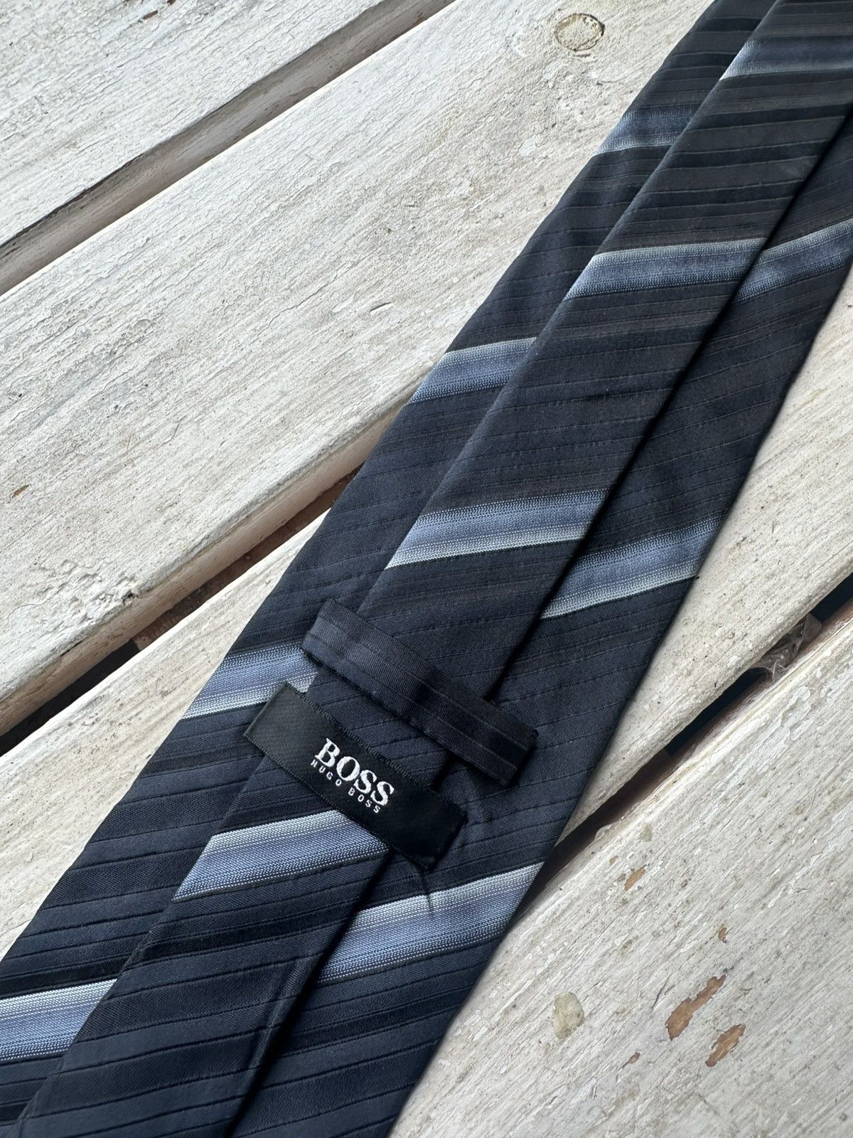 Hugo Boss 🚨Vintage Hugo Boss Tie Ties Luxury Streetwear old money Size ONE SIZE - 3 Thumbnail