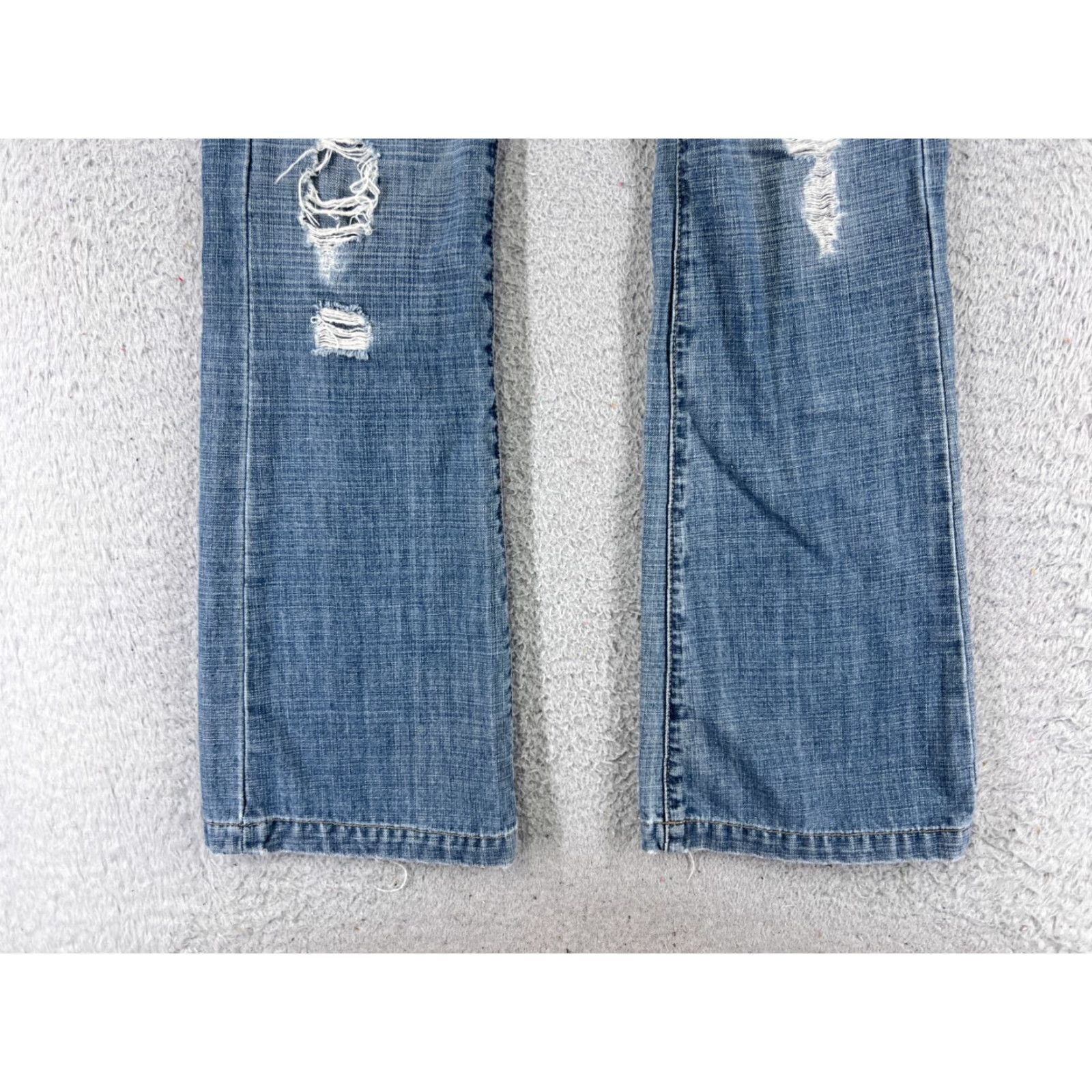 Vintage Shyanne Jeans Womens 29 Blue Denim Flared Low Rise Distressed 29x30 Pants Regular Jeans Womens Boys Girls Mens Size 29" - 2 Thumbnail