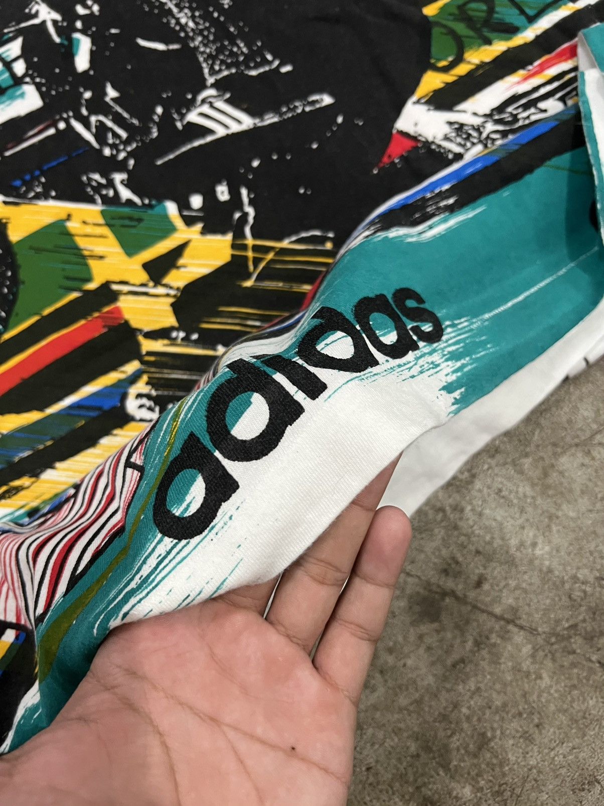 Vintage 80’s Adidas "The Art Of Password" All Over Print T-Shirt Size US L / EU 52-54 / 3 - 5 Thumbnail