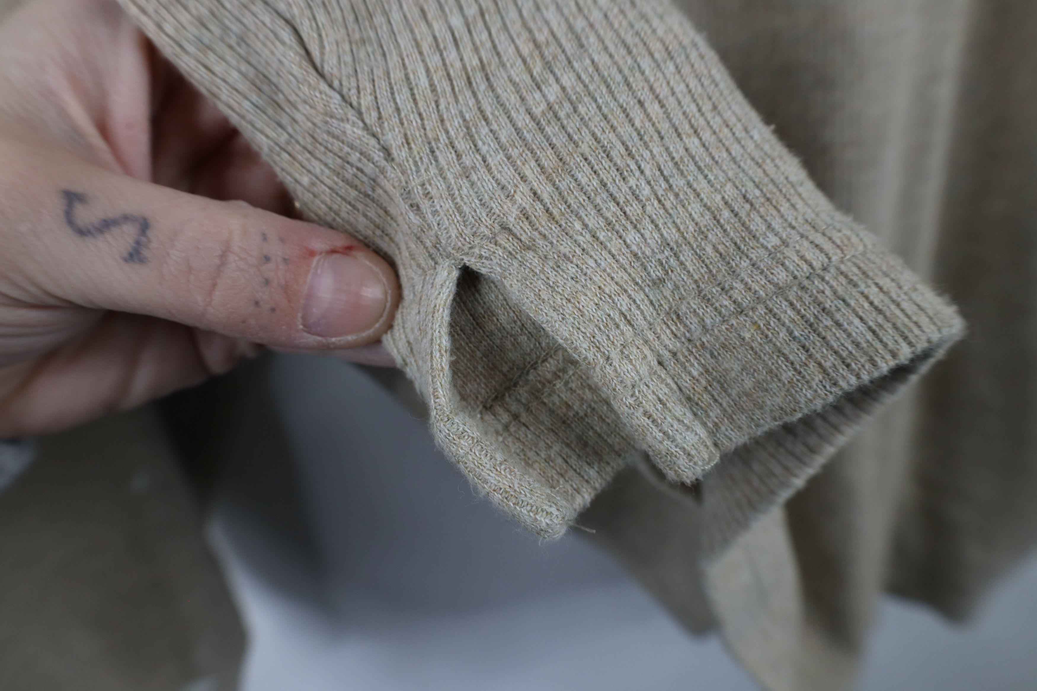 Vintage Vintage 90s Streetwear Ribbed Knit Long Sleeve Polo Shirt Size US XXL / EU 58 / 5 - 8 Thumbnail