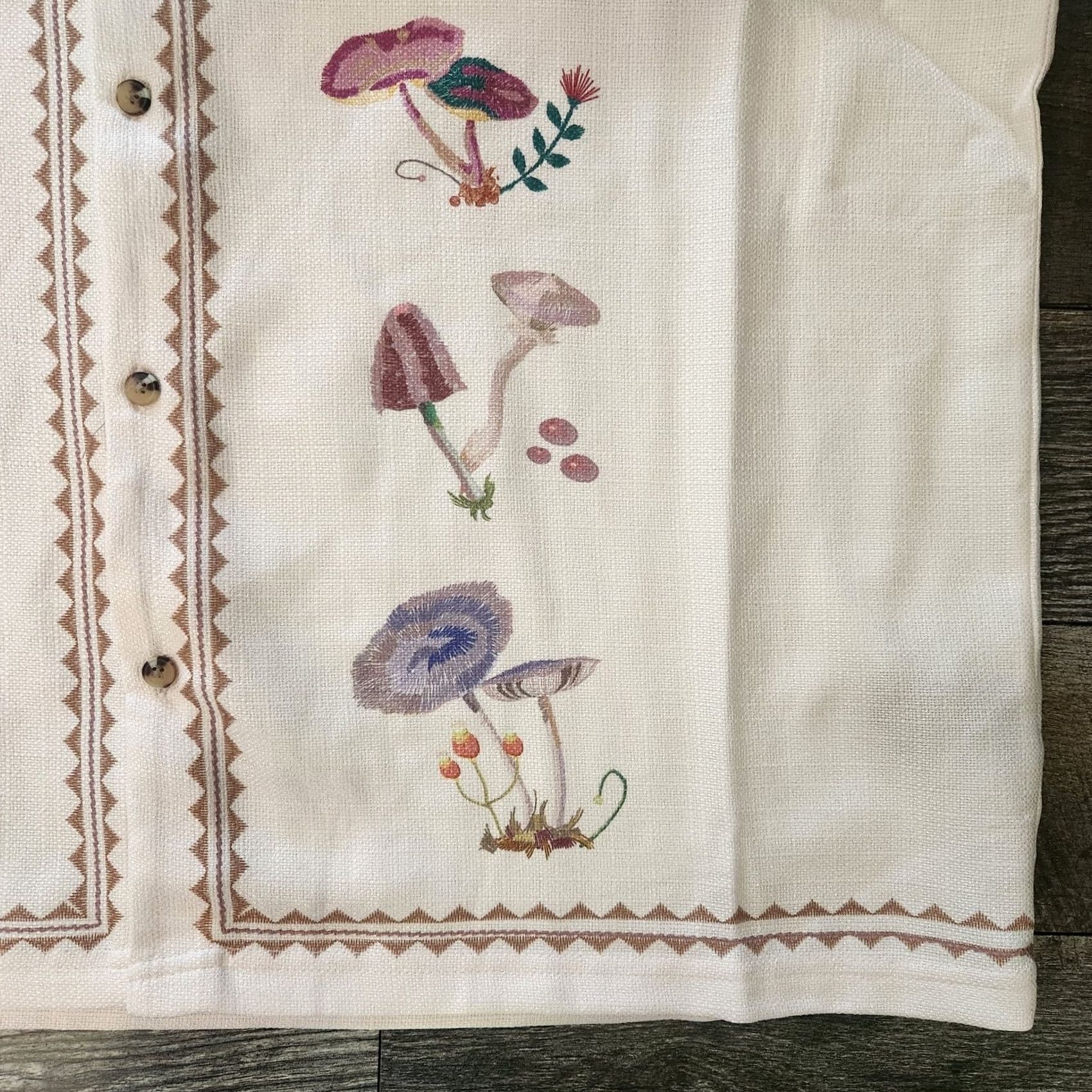 Vintage Good Vibes Mens Button-Up Hawaiian Shirt 4XL Ivory Textured Beach Short Sleeve Collared Embroidered Size US XXL / EU 58 / 5 - 2 Thumbnail