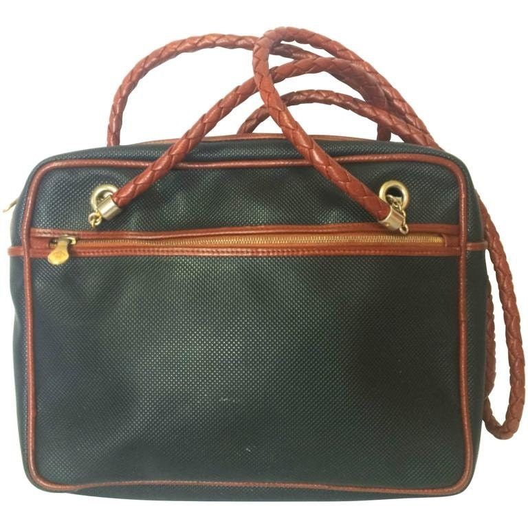 Vintage Bottega Veneta classic black shoulder bag