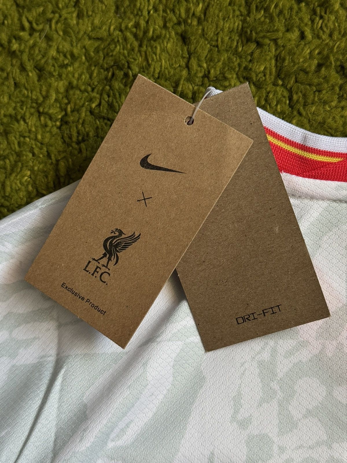 Nike Nike x Liverpool football club jersey t-shirt NWT Size US M / EU 48-50 / 2 - 5 Thumbnail