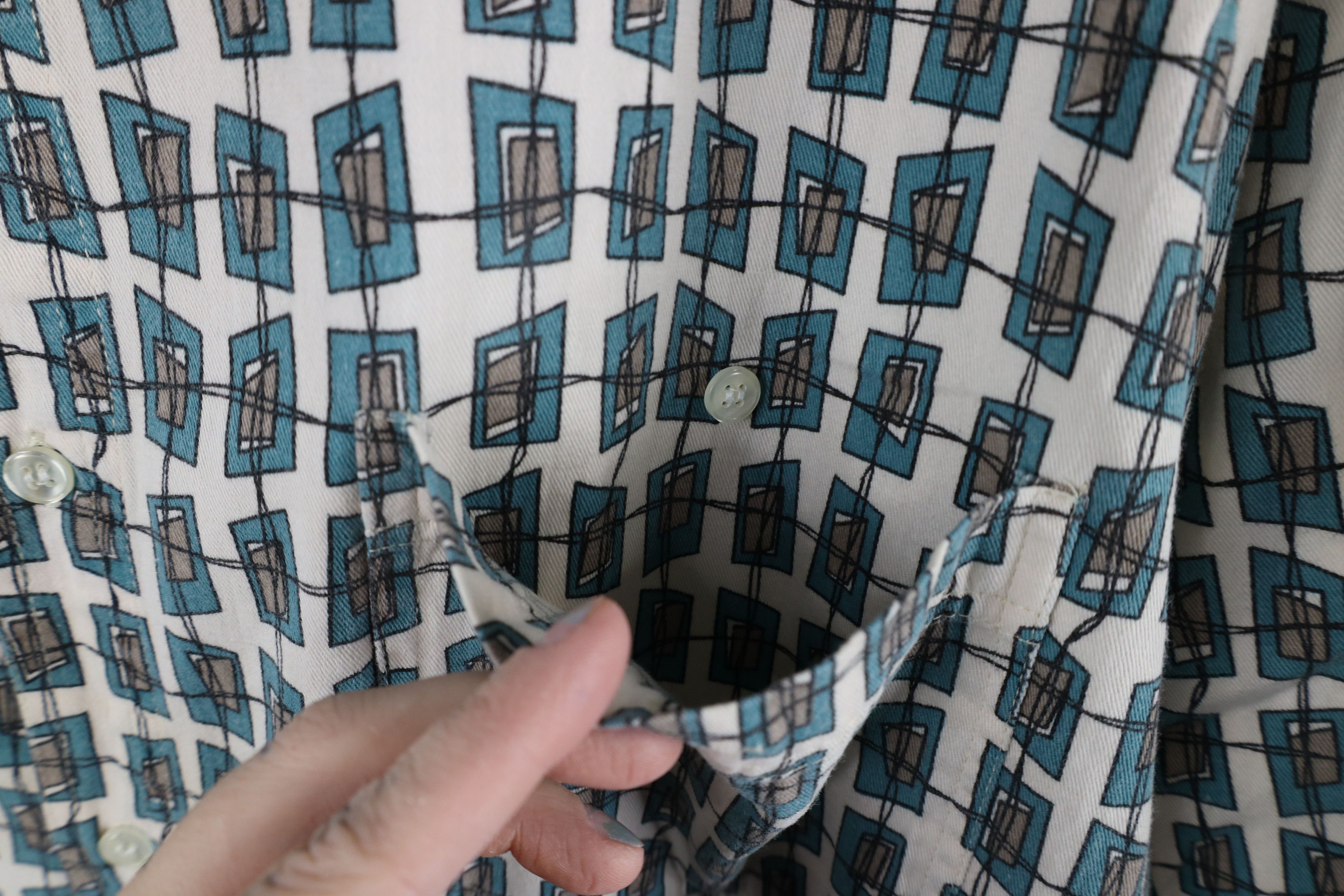 Vintage Vintage 90s Streetwear Fit Short Sleeve Button Shirt Cotton Size US XL / EU 56 / 4 - 5 Thumbnail