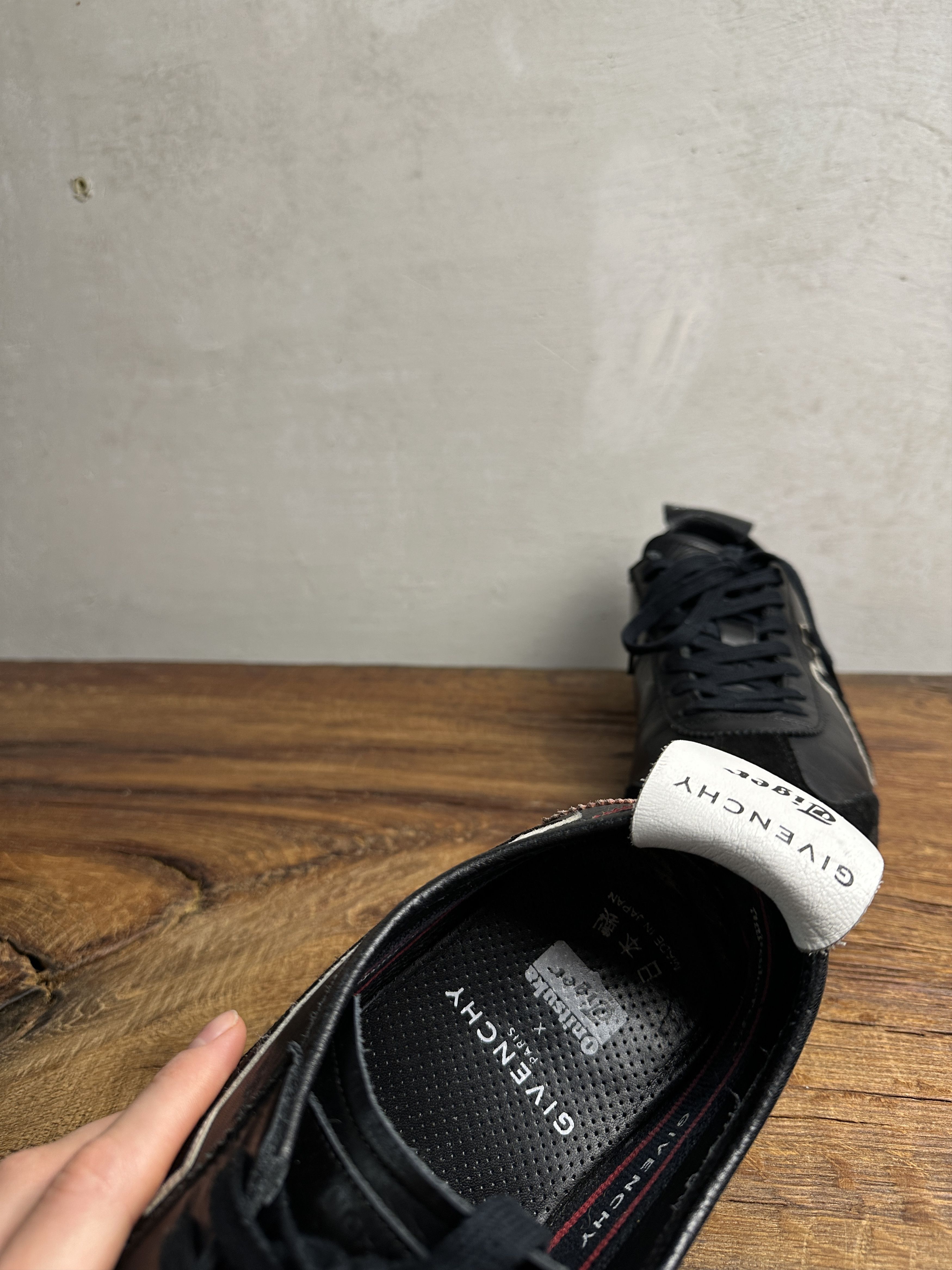 Givenchy RARE Givenchy Onitsuka Tiger MADE IN JAPAN Mexico66 Sneakers Size US 11 / EU 44 - 11 Thumbnail