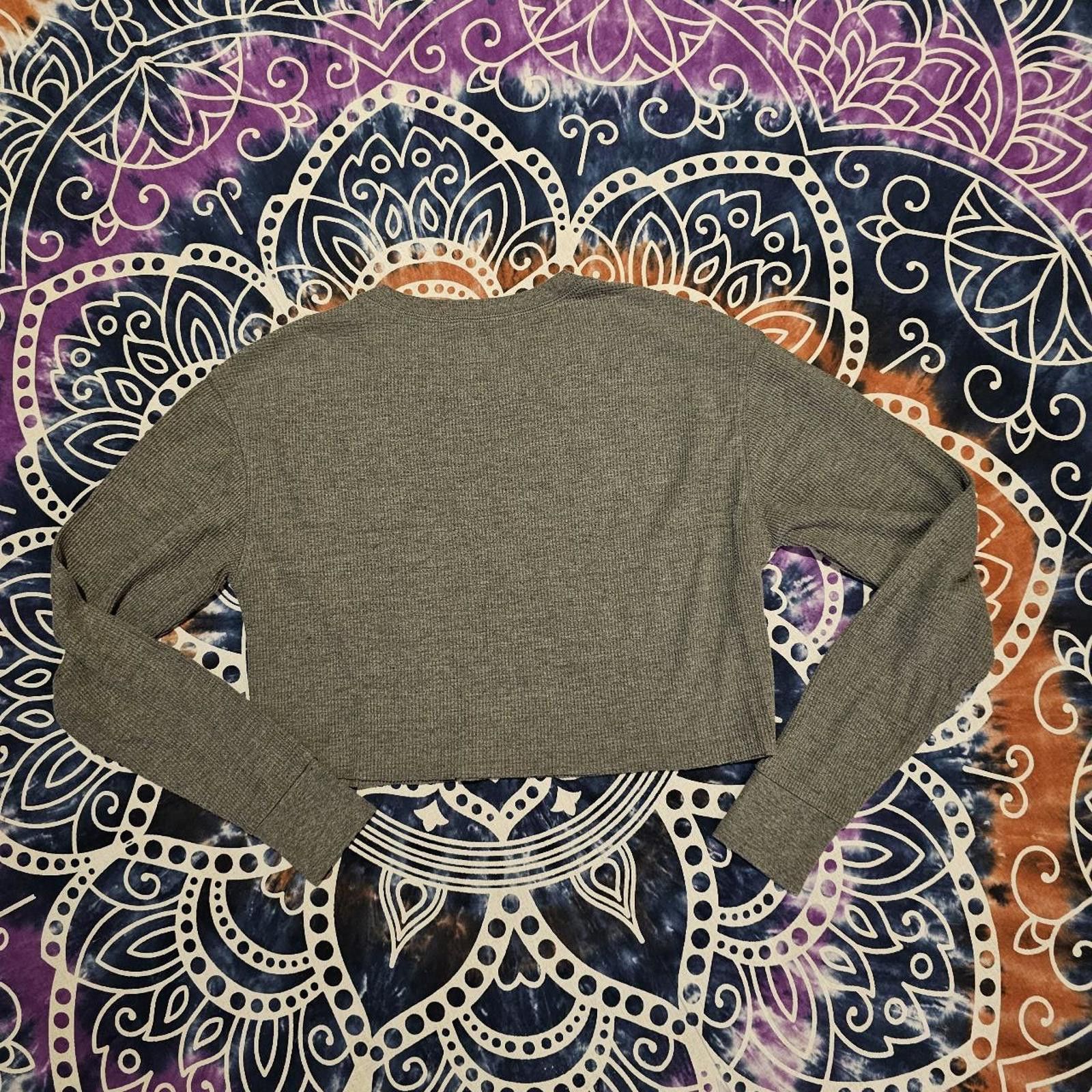 Designer Time and Tru Women's Grey Cropped Shirt Size S / US 4 / IT 40 - 1 Thumbnail