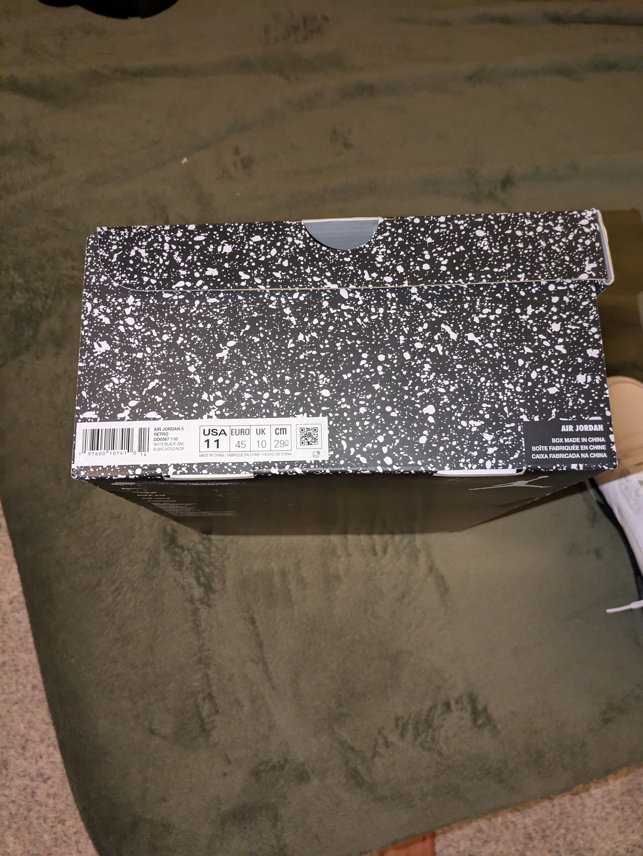 Jordan Brand Jordan 5 White Black Size US 11 / EU 44 - 1 Thumbnail