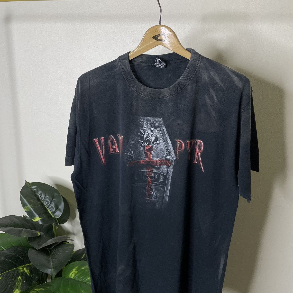 Band Tees × Vintage Vintage 1990s Vampyr Germany Heavy Metal Band Sunfaded Tee Size US L / EU 52-54 / 3 - 6 Thumbnail