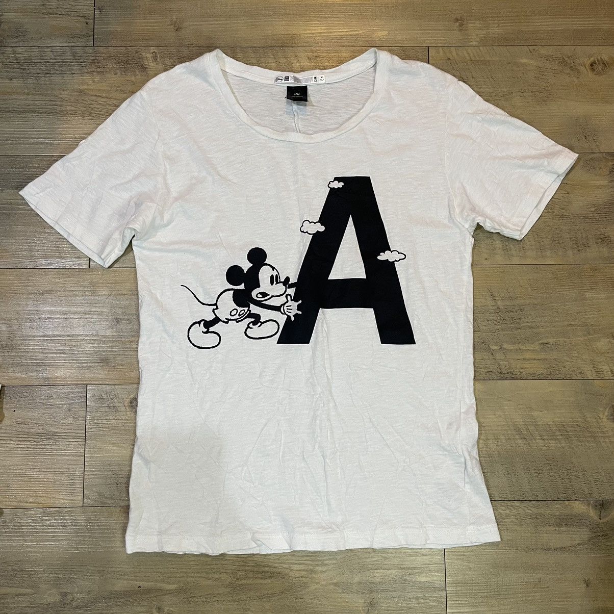 Mickey Mouse Undercover uniqlo Mickey mouse t-shirt Size US M / EU 48-50 / 2 - 1 Thumbnail