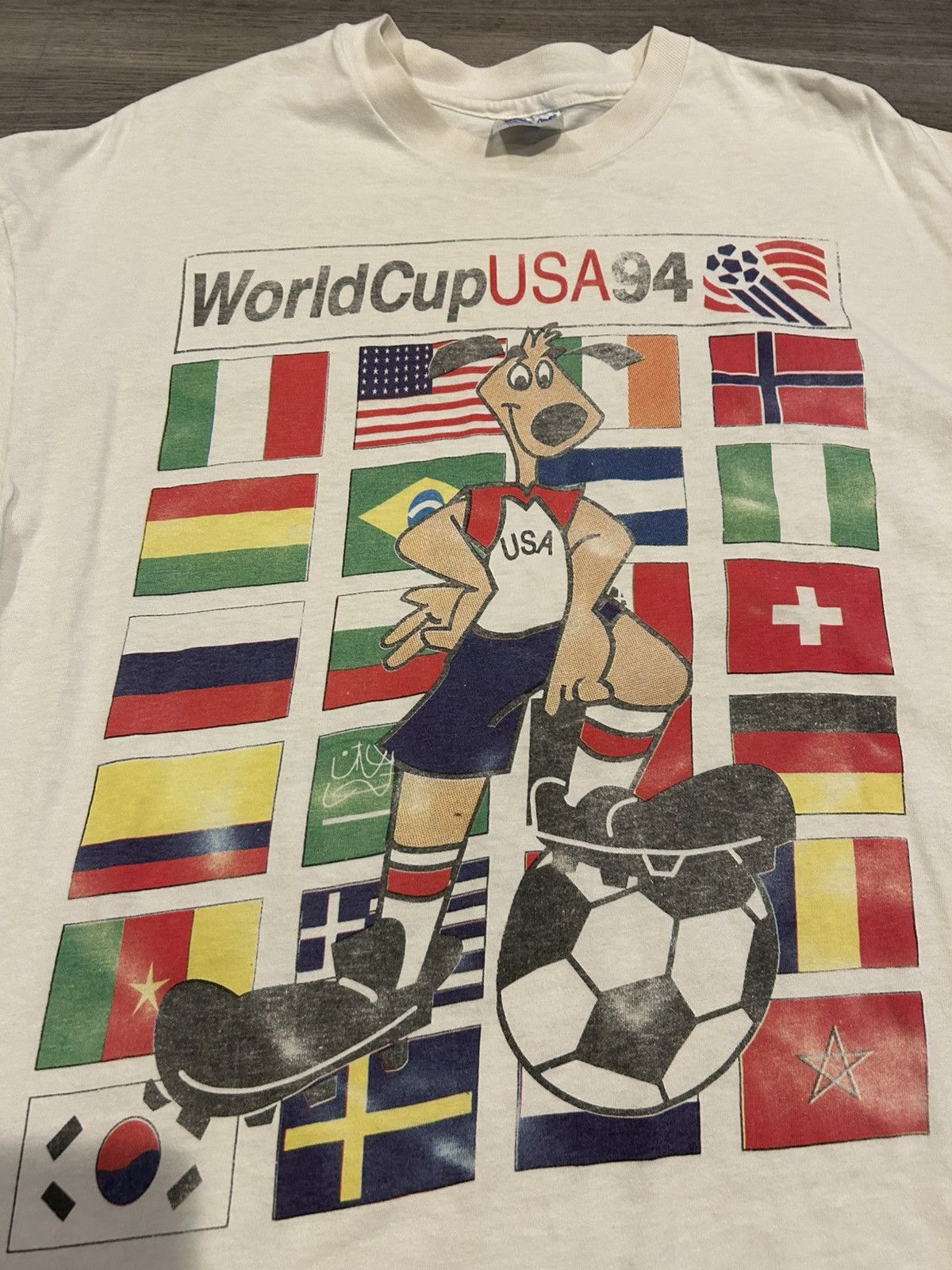Vintage 1994 World Cup soccer USA white cotton t-shirt
