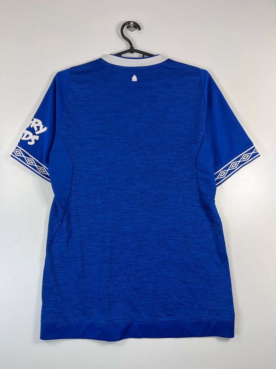 Umbro Everton 2018 2019 Home Football Soccer Jersey Umbro Size M Size US M / EU 48-50 / 2 - 8 Thumbnail