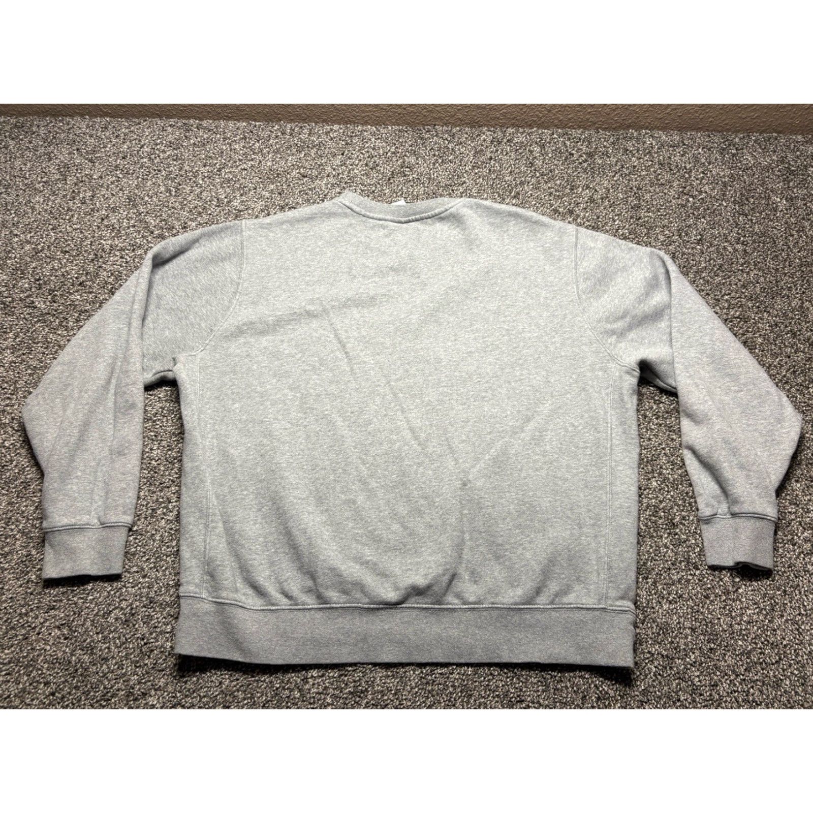 Nike Nike Sweatshirt Mens Large Gray Club Fleece Crewneck Pullover Minimalist Size US L / EU 52-54 / 3 - 2 Thumbnail
