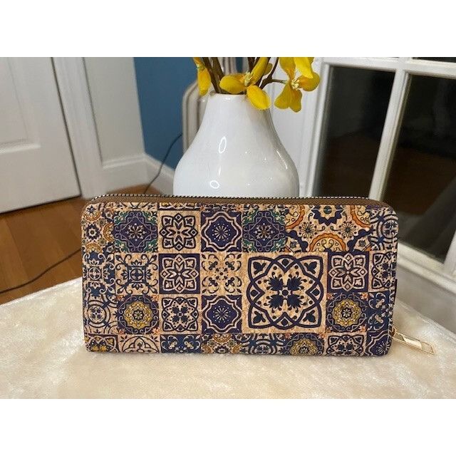 The Unbranded Brand Sustainable Luxury | Long CORK Wallet from Portugal – Eco-Fr Size ONE SIZE - 2 Thumbnail