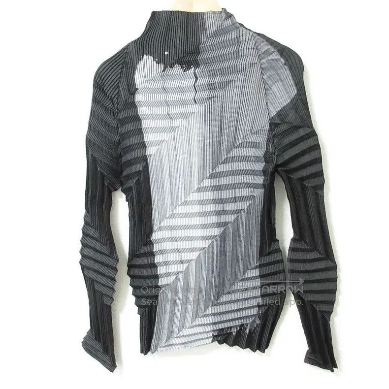 Issey Miyake Issey Miyake Main Line Deform Top Size M / US 6-8 / IT 42-44 - 2 Thumbnail