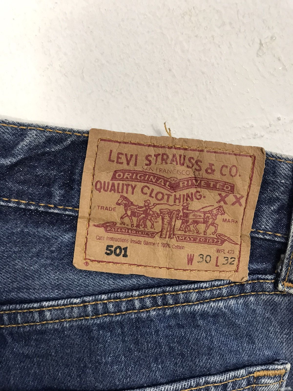Levi's Vintage Clothing Levi's 501 Button Fly Natural Faded Denim Straight Cut Size US 30 / EU 46 - 8 Thumbnail