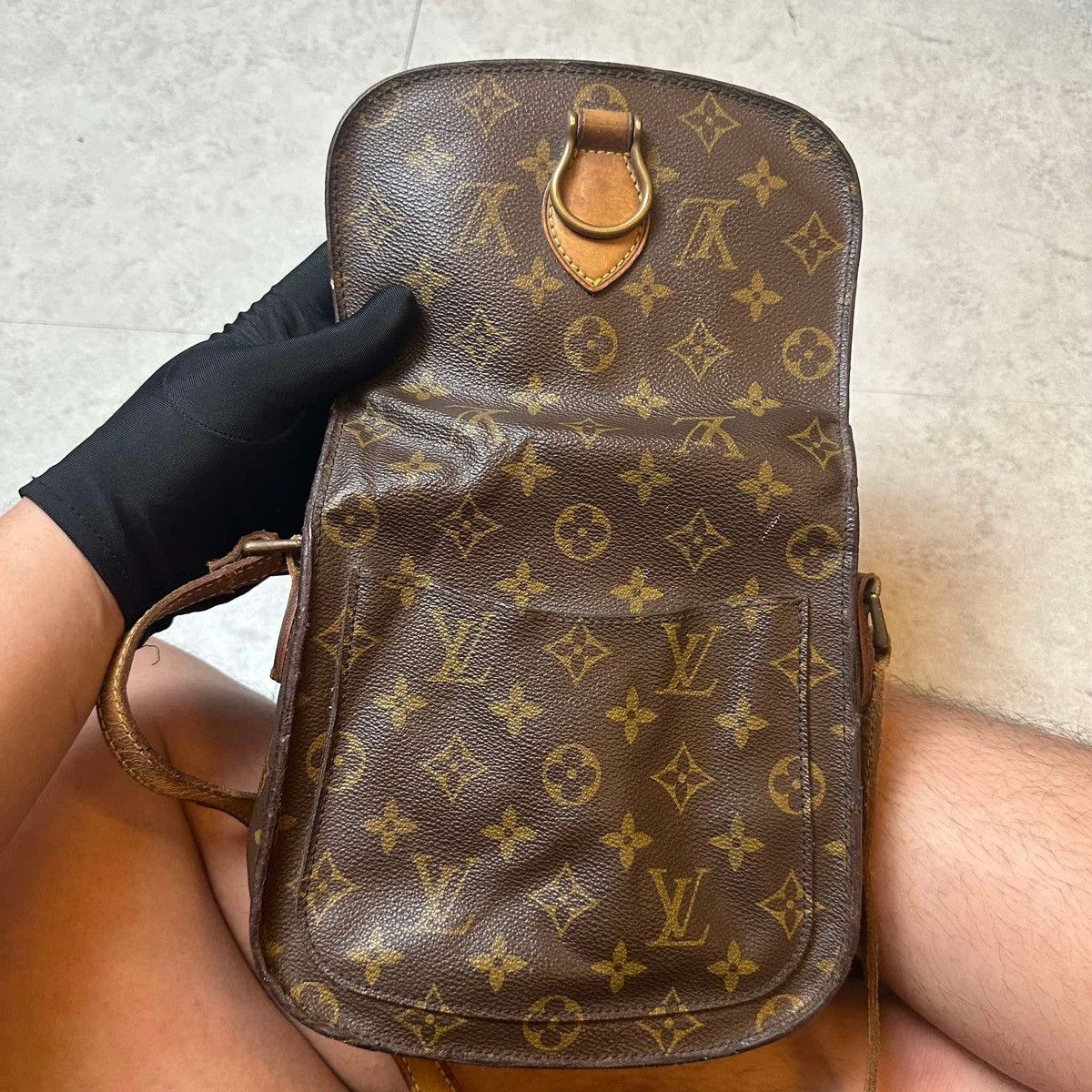Louis Vuitton LOUIS VUITTON Saint-Cloud MM Monogram Canvas Bags Size ONE SIZE - 3 Thumbnail