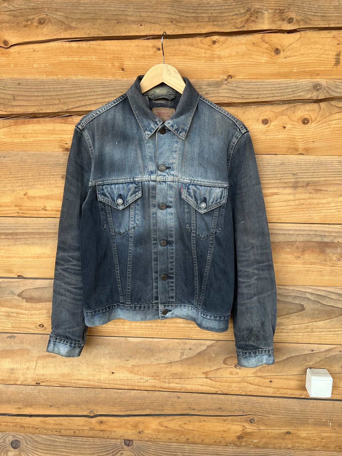 Levi's 90S VINTAGE LEVI’S 70500 OILED CREASE TRUCKER DENIM JACKET Size US L / EU 52-54 / 3 - 3 Thumbnail