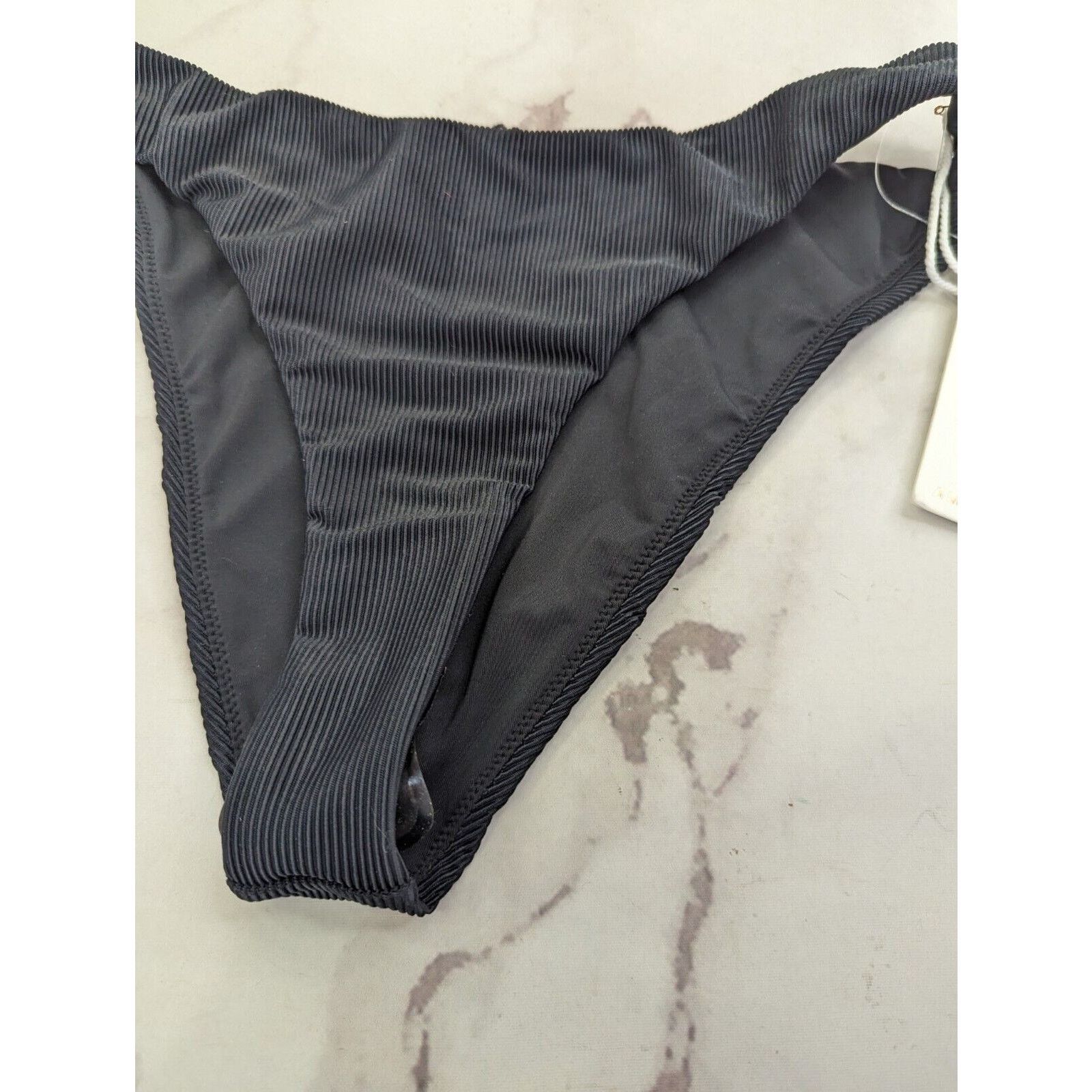 Good American Good American Swim Bottom Women Medium Black Rib Mid Bikini Size M / US 6-8 / IT 42-44 - 4 Thumbnail