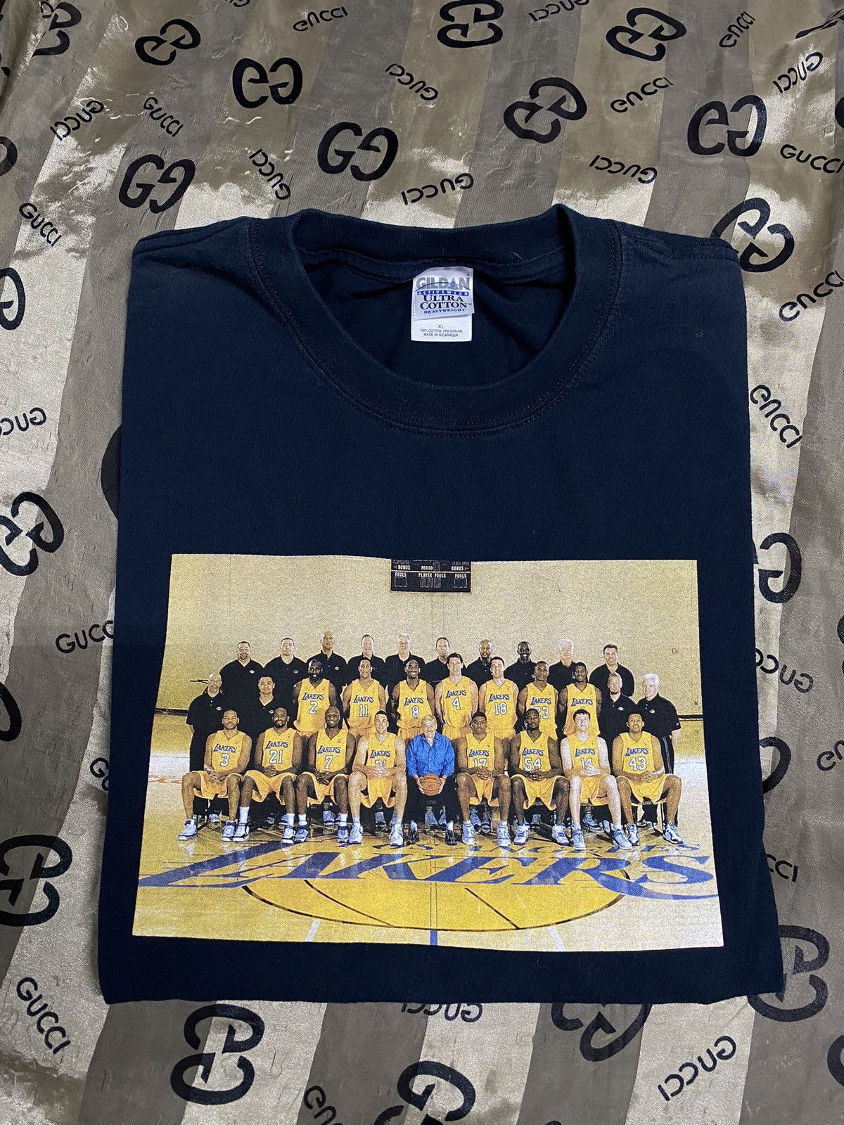 NBA × Vintage Vintage 00’ Lakers Team Kobe Tee shirt Men’s Large Size US L / EU 52-54 / 3 - 1 Thumbnail