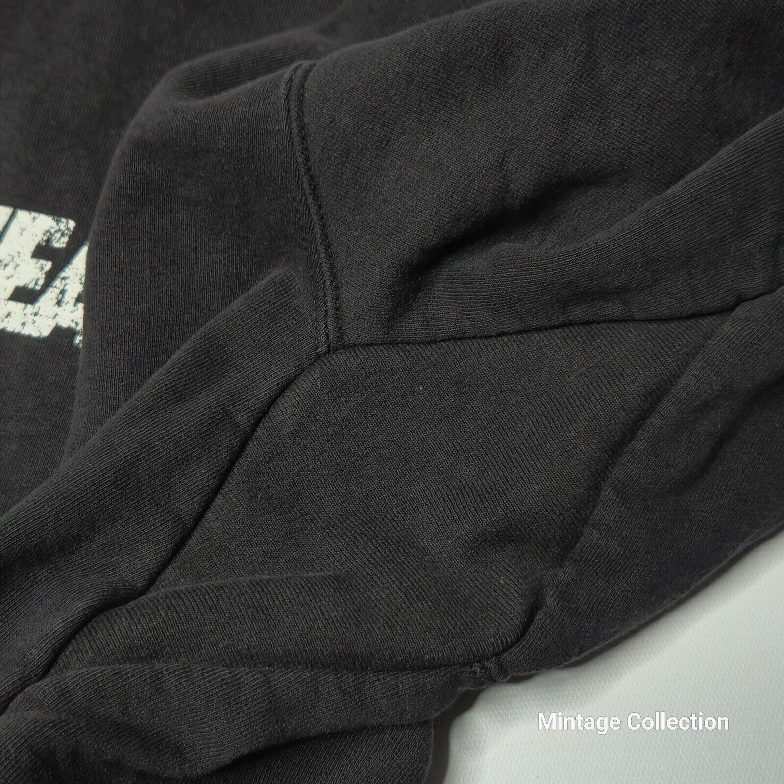 Undefeated VINTAGE UNDEFEATED BLACK HEAVY WEIGHT PULLOVER SWEATSHIRT M Size US M / EU 48-50 / 2 - 6 Thumbnail