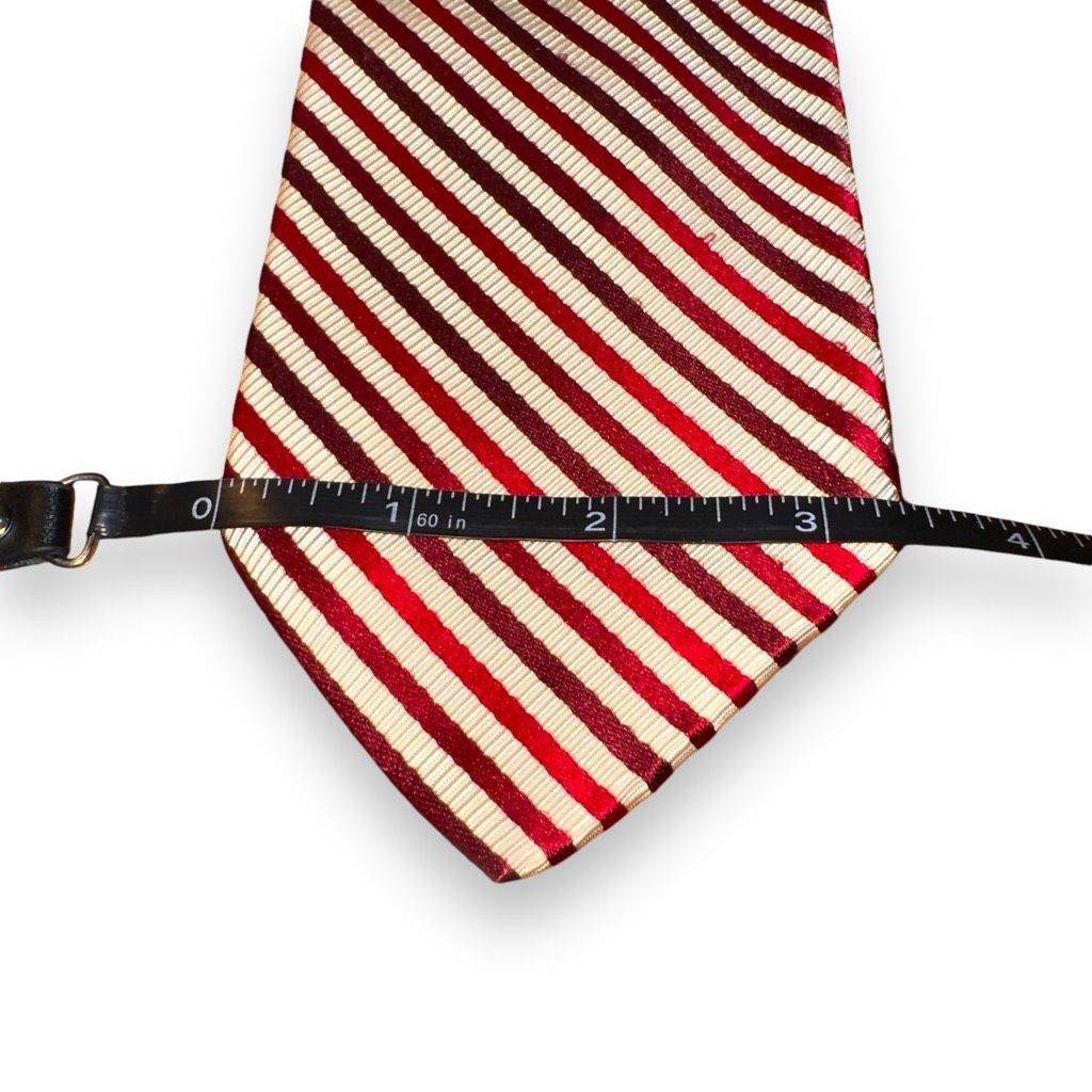Paul Stuart Paul Stuart Red & White Striped 100% Silk Handmade in France Size ONE SIZE - 2 Thumbnail