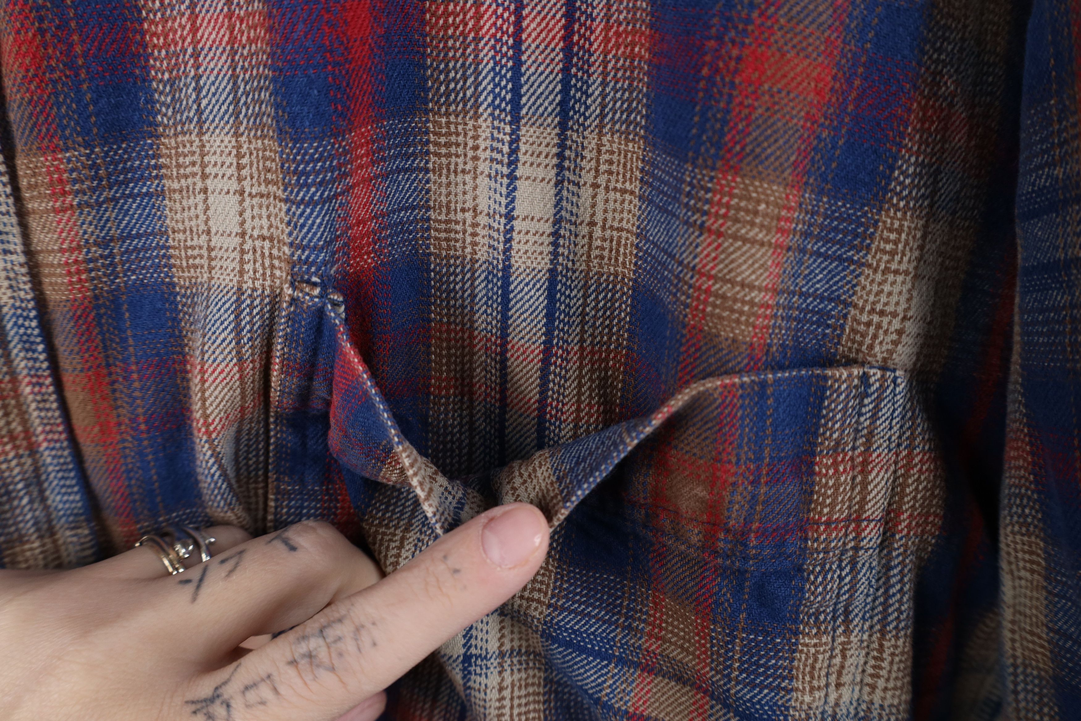 Cabelas Vintage Cabelas Heavyweight Flannel Button Down Shirt Plaid Size US XXL / EU 58 / 5 - 7 Thumbnail