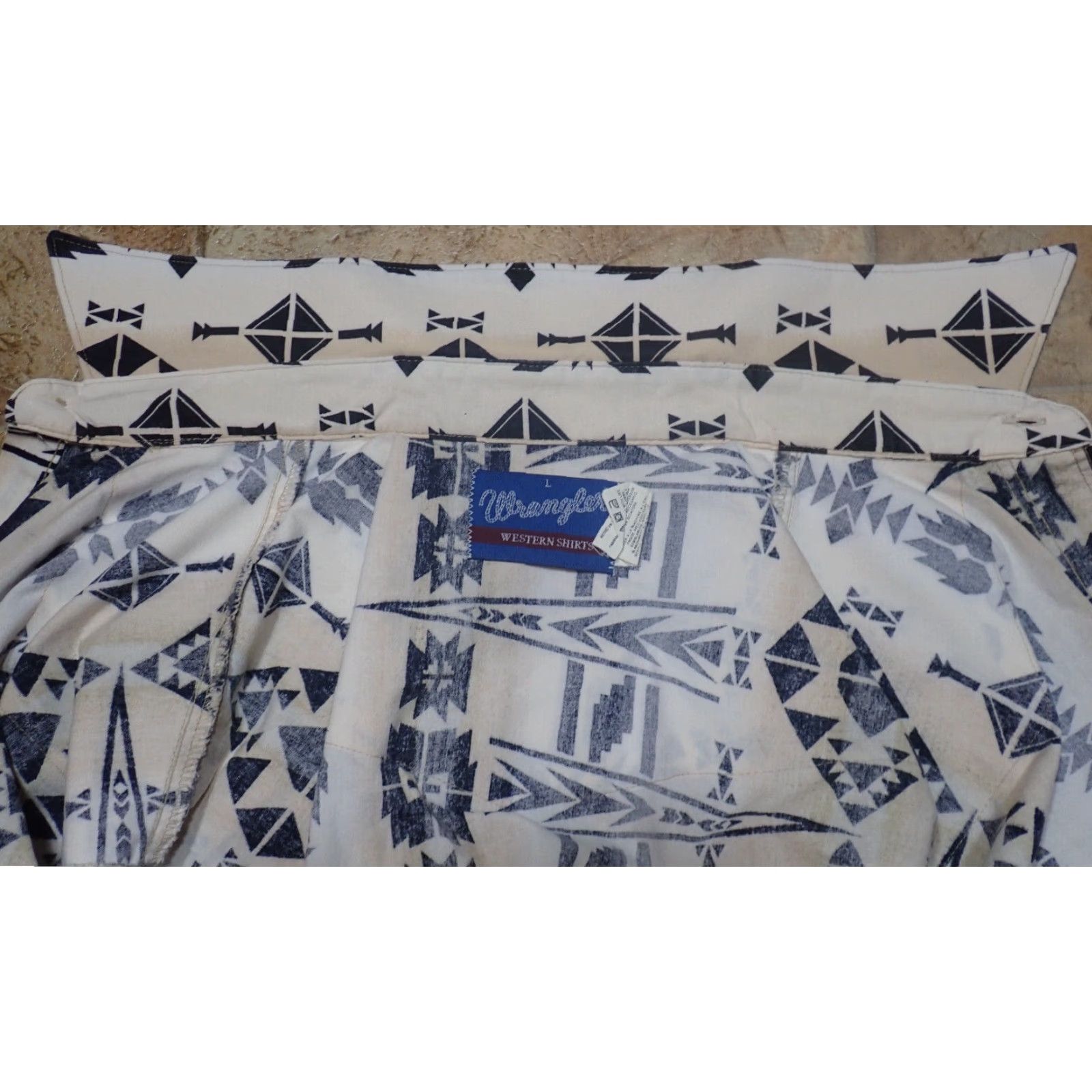 Wrangler VTG Wrangler Aztec Brushpopper? Western Rodeo Cowboy Shirt Mens L Geometric Size US L / EU 52-54 / 3 - 7 Thumbnail