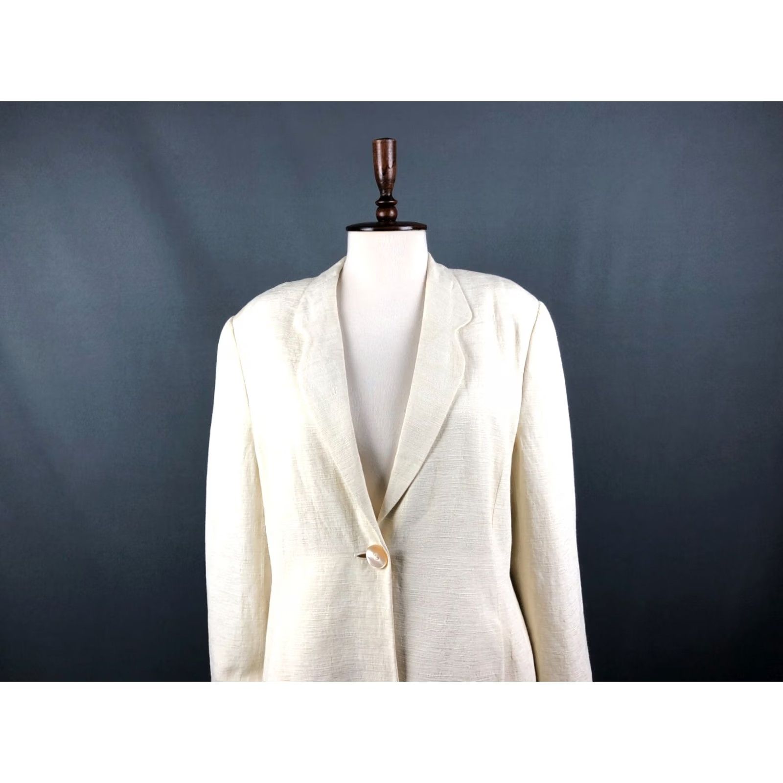 Vintage Laurèl Blazer Women 42 Ivory Viscose Rayon One Button Closure On-Seam Pockets Classic Size M / US 6-8 / IT 42-44 - 4 Thumbnail