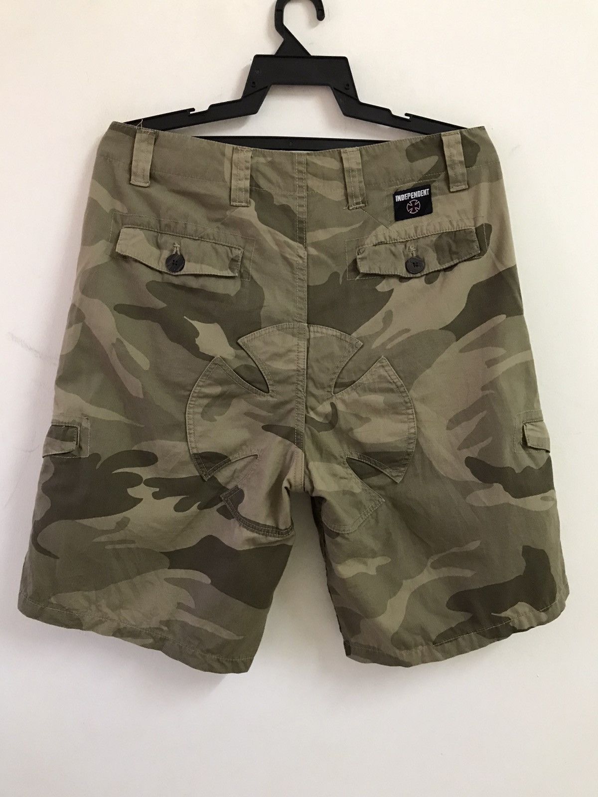 Independent Truck Co. Independent Truck.co Camo Cargo Short Pants Size US 32 / EU 48 - 1 Thumbnail