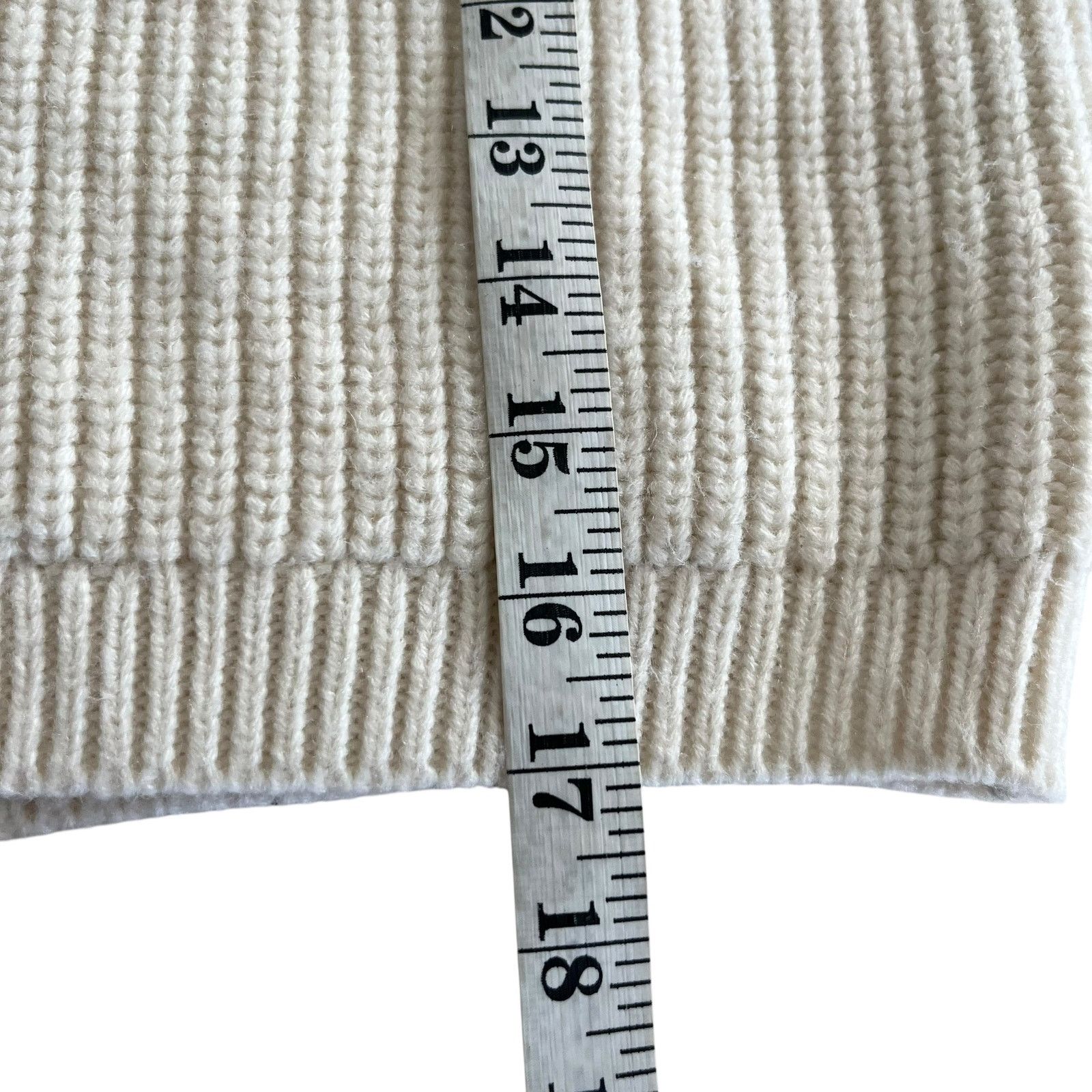Zara Zara Ecru Rib Knit Cropped Sweater V-Neck Small Size S / US 4 / IT 40 - 6 Thumbnail