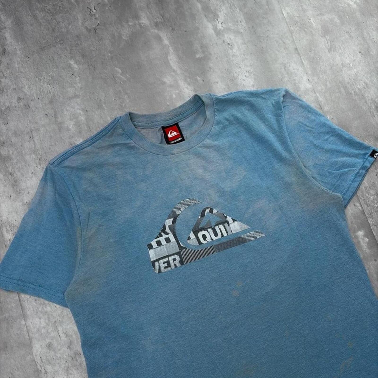 Quiksilver Y2K Light Blue Quiksilver Surf Faded Distressed T-Shirt Size US M / EU 48-50 / 2 - 5 Thumbnail