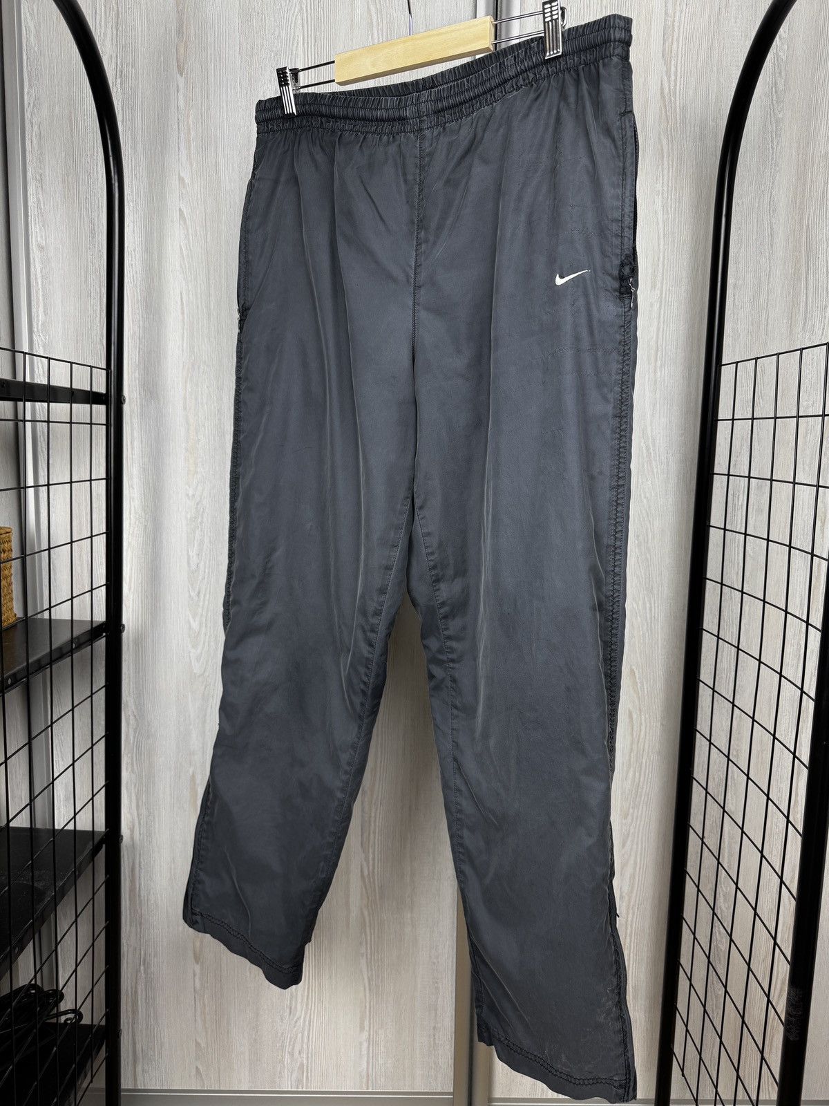 Nike Nike vintage y2k dark grey faded distressed track pants sz M Size US 32 / EU 48 - 6 Thumbnail
