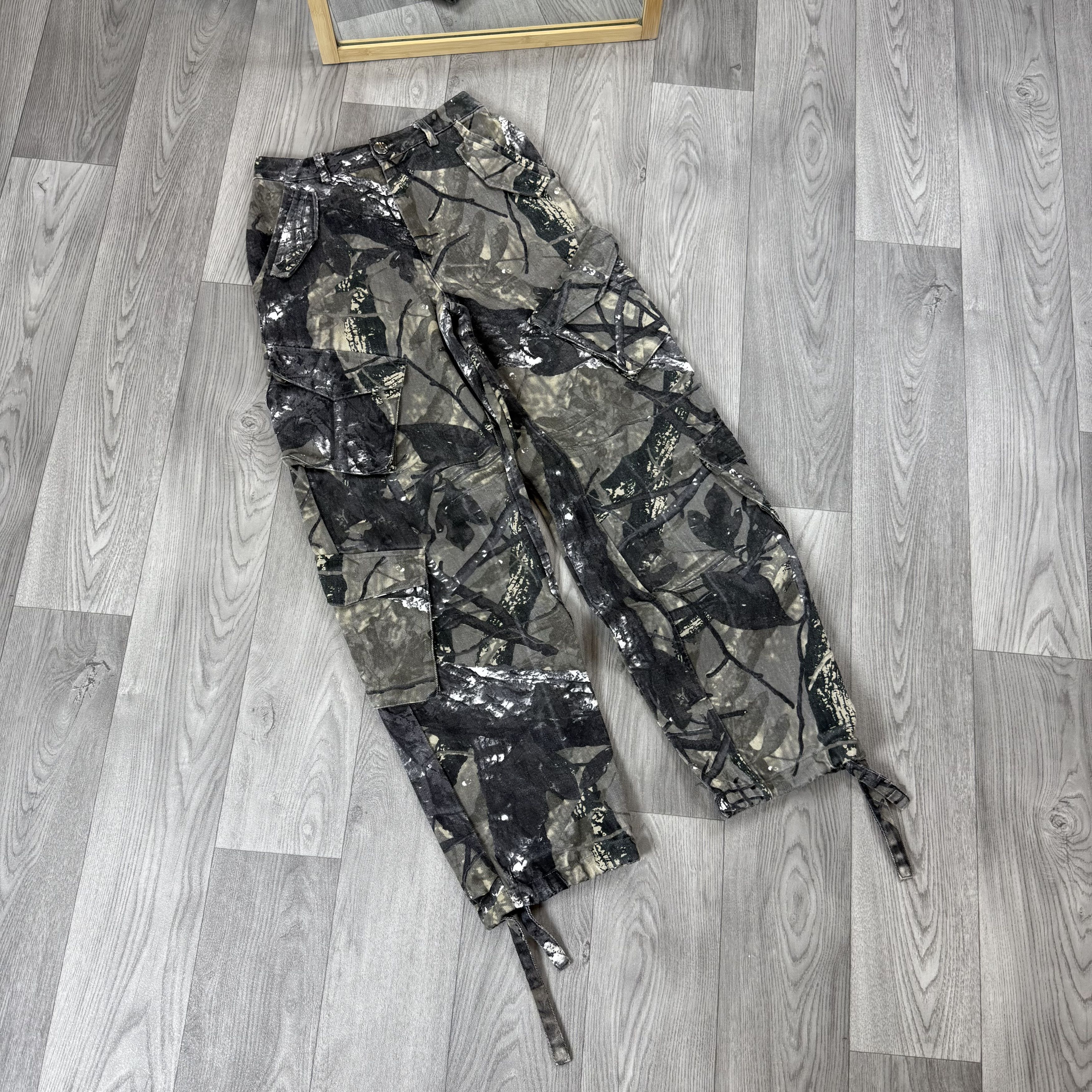 Maniere De Vior Maniere De Voir Camouflage Real Tree Multipocket Cargo Pants Size 24" / US 00 / IT 34 - 3 Thumbnail