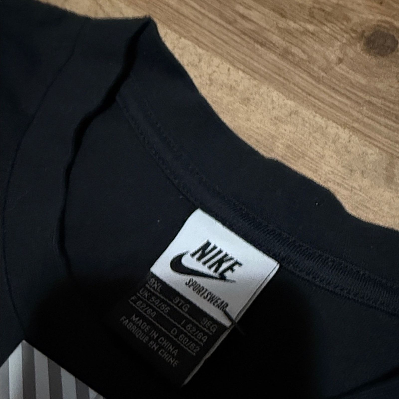 Nike 2009 Nike Air Max Skeleton Short Sleeve Size US XXL / EU 58 / 5 - 6 Thumbnail