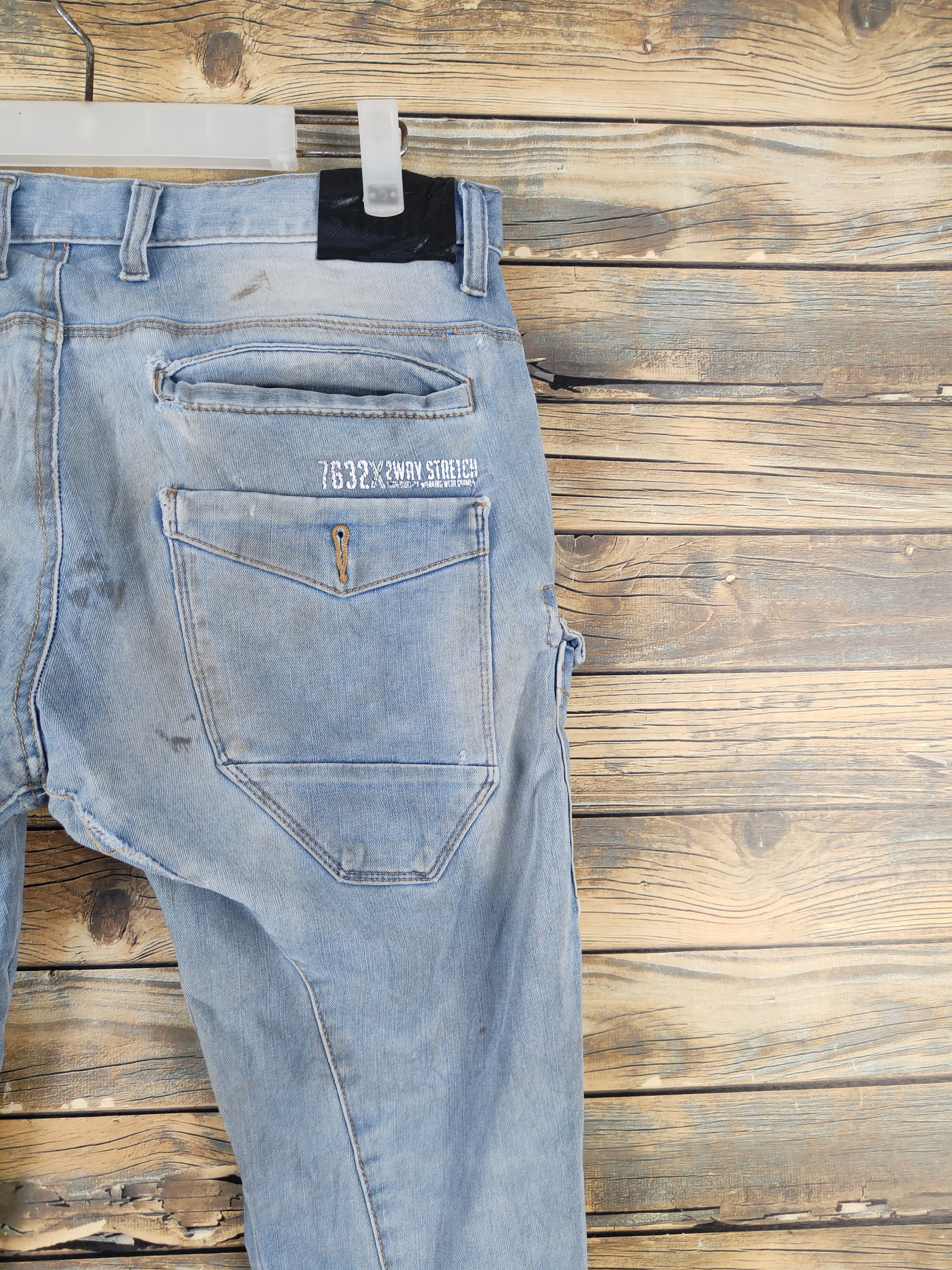 Japanese Brand I'z Frontier Blue Distressed Ripped Jeans #W2091 Size US 32 / EU 48 - 13 Thumbnail