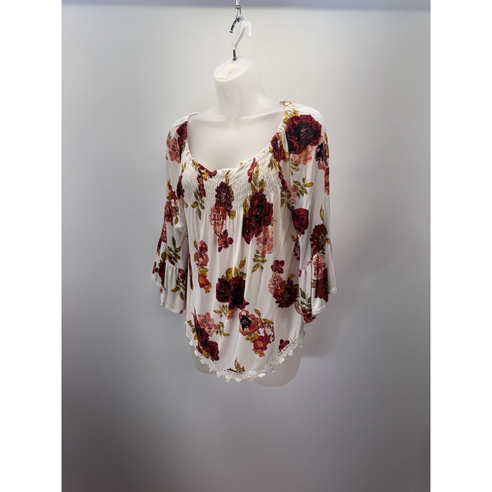Other LUQ Women’s Size Large Floral Blouse Ivory Red Size L / US 10 / IT 46 - 1 Thumbnail