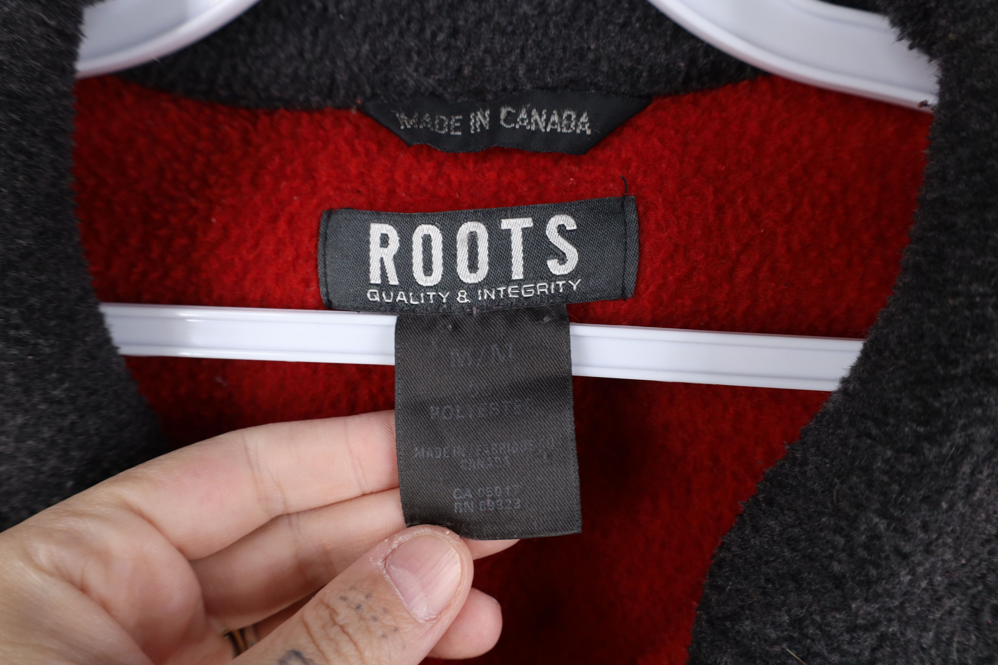 Vintage Vintage 90s Roots Tech Park City Utah Fleece Jacket Red Size US M / EU 48-50 / 2 - 6 Thumbnail