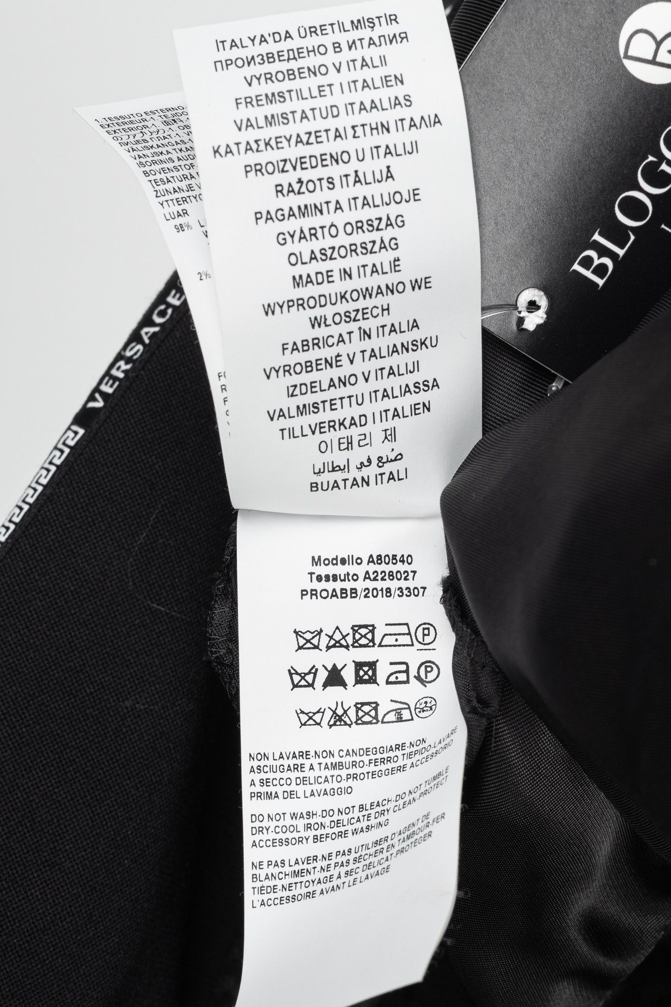 Versace Versace Black Wool Logo-Tape Blazer Size M / US 6-8 / IT 42-44 - 12 Thumbnail