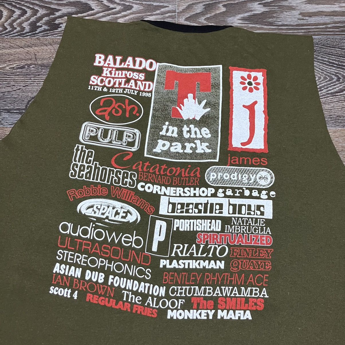 Band Tees Rare🔥T IN THE PARK 1998 Music Festival Sleeveless Shirt Size US XL / EU 56 / 4 - 4 Thumbnail