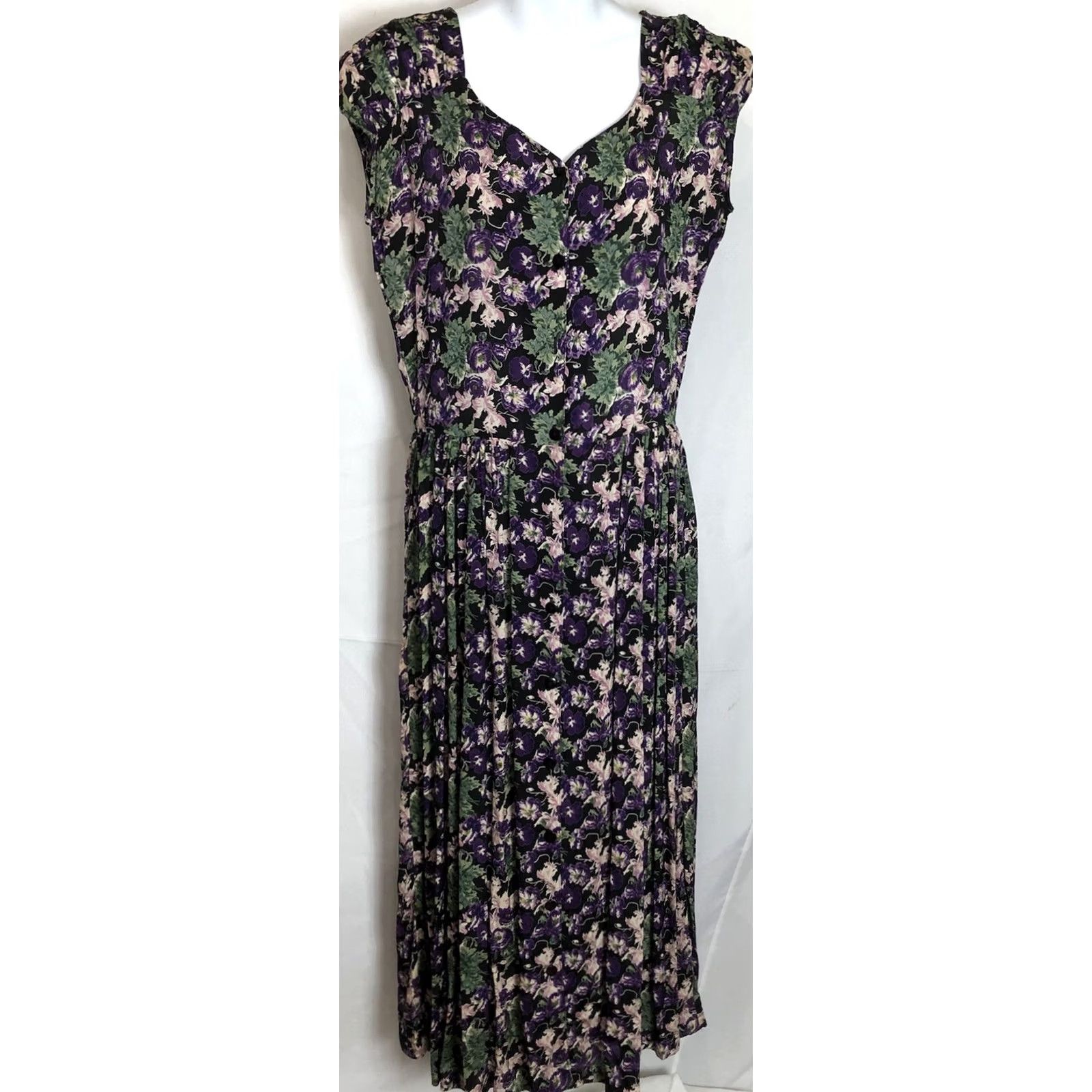 Vintage VINTAGE Paris Maxi dress Purple 7 floral Ruffle Ruched sleeve Garden Tea cottage Dress Ladies Purple Floral 80s Vintage Size M / US 6-8 / IT 42-44 - 5 Thumbnail