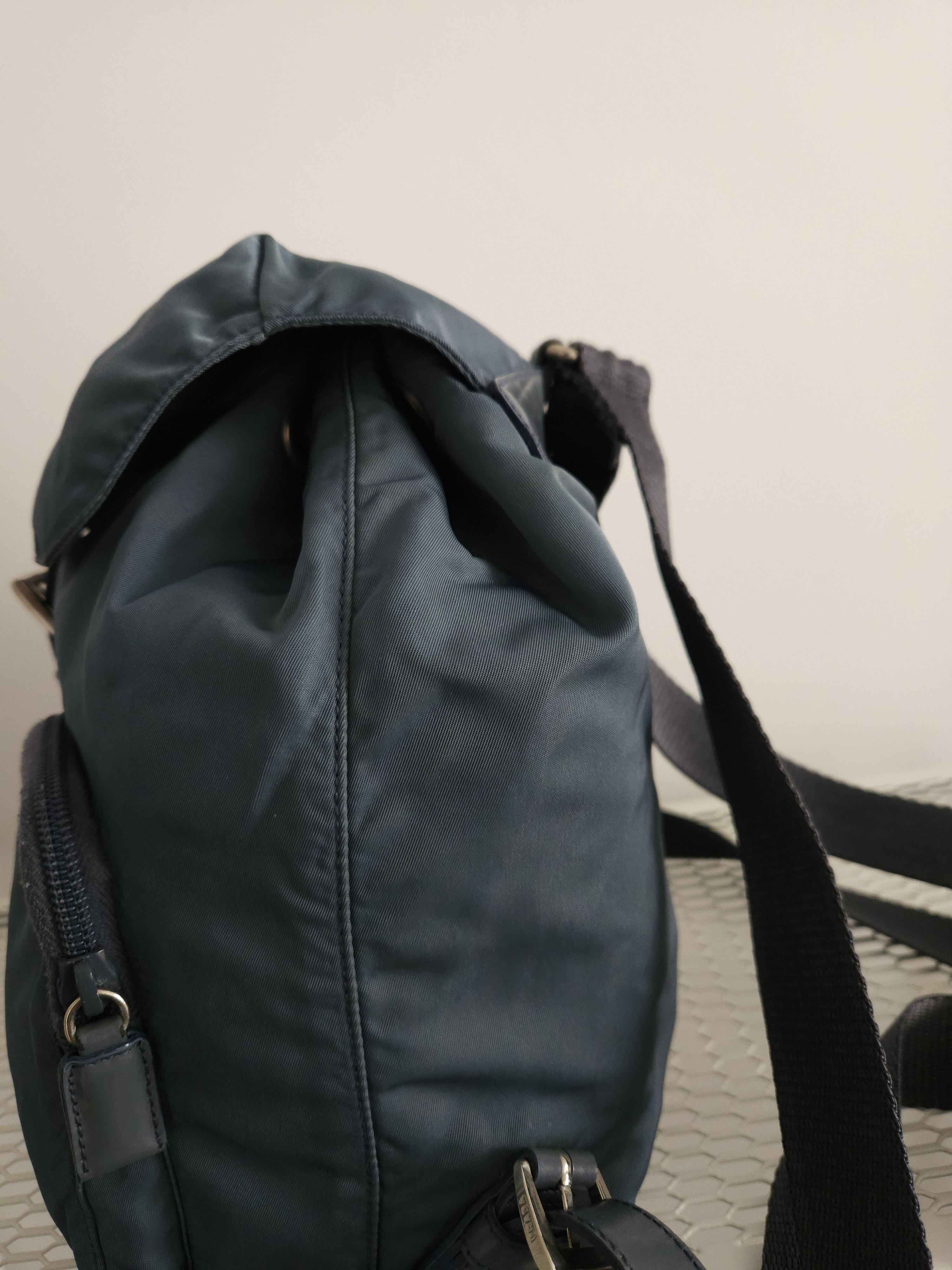 Prada Vintage 90s Prada nylon triangle logo mini cargo backpack Size ONE SIZE - 11 Thumbnail