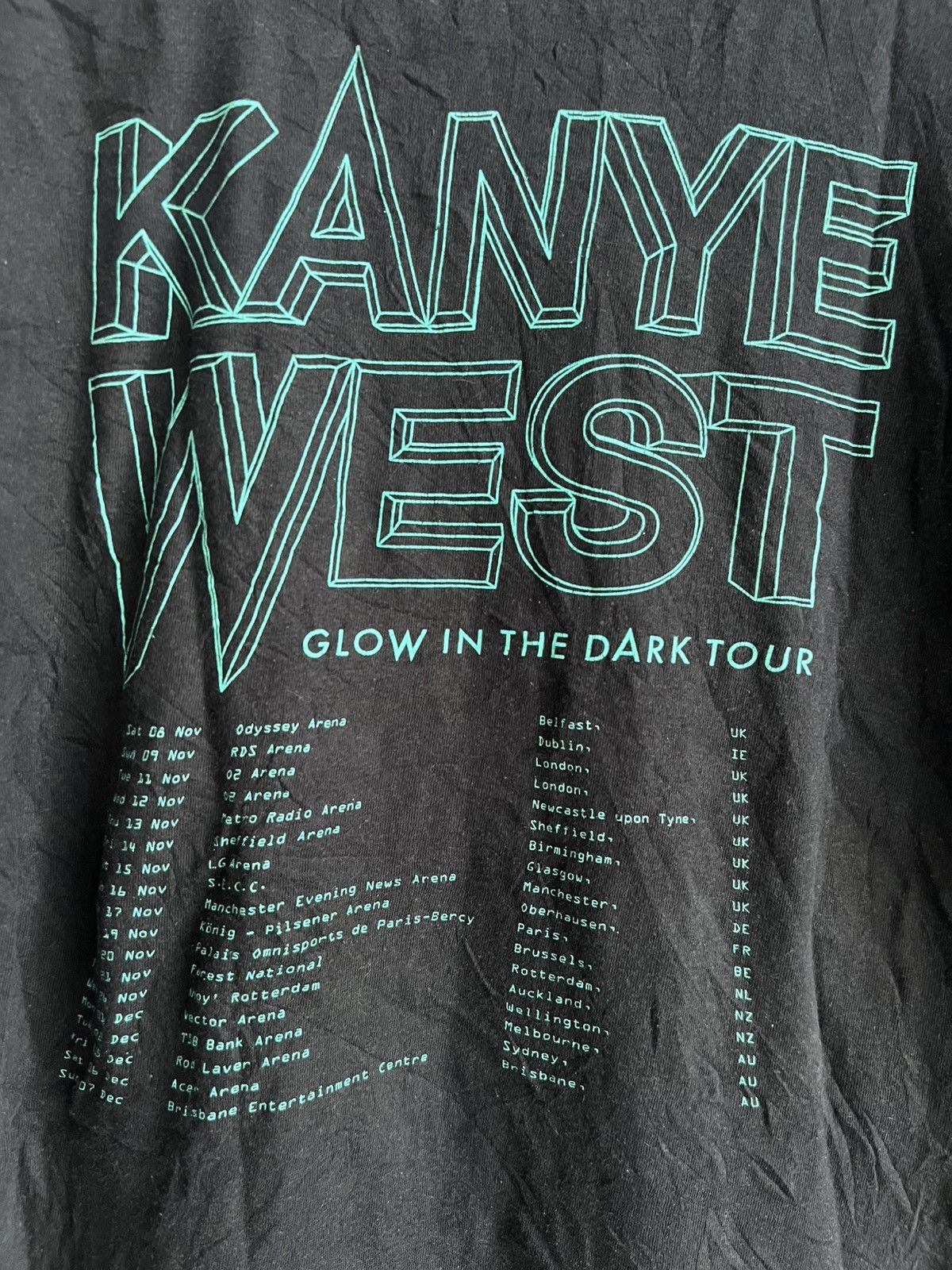 Kanye West Vintage 2008 Kanye West Glow In the Dark Tour Tee Shirt Size US M / EU 48-50 / 2 - 6 Thumbnail
